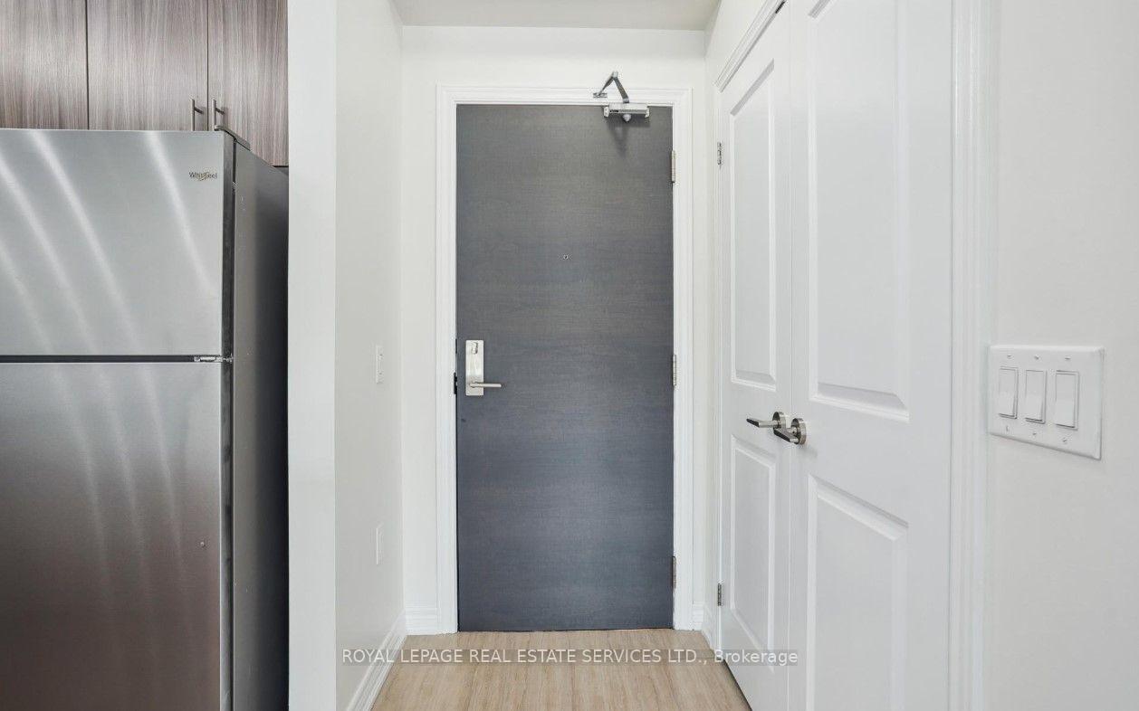 Photo 4 of Unit 308, 2388 Khalsa Gate, Oakville, Westmount — HOMEH