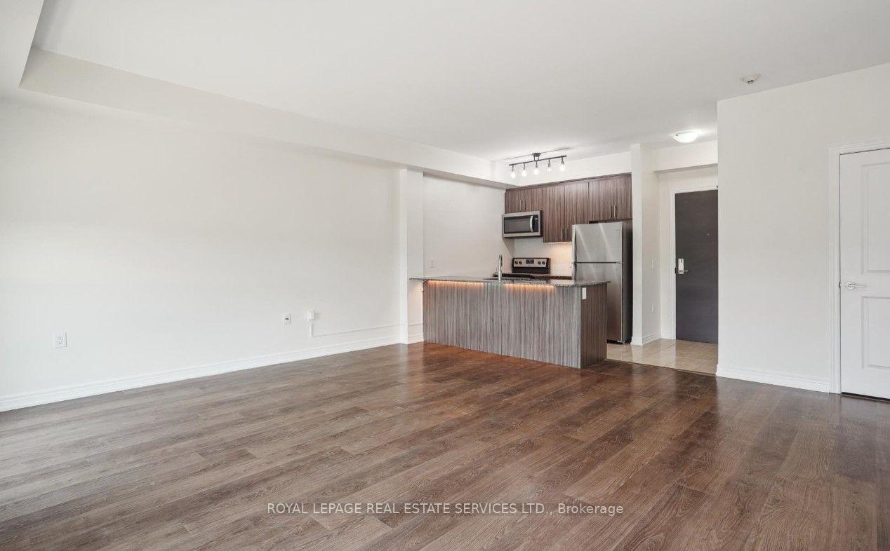 Photo 6 of Unit 308, 2388 Khalsa Gate, Oakville, Westmount — HOMEH