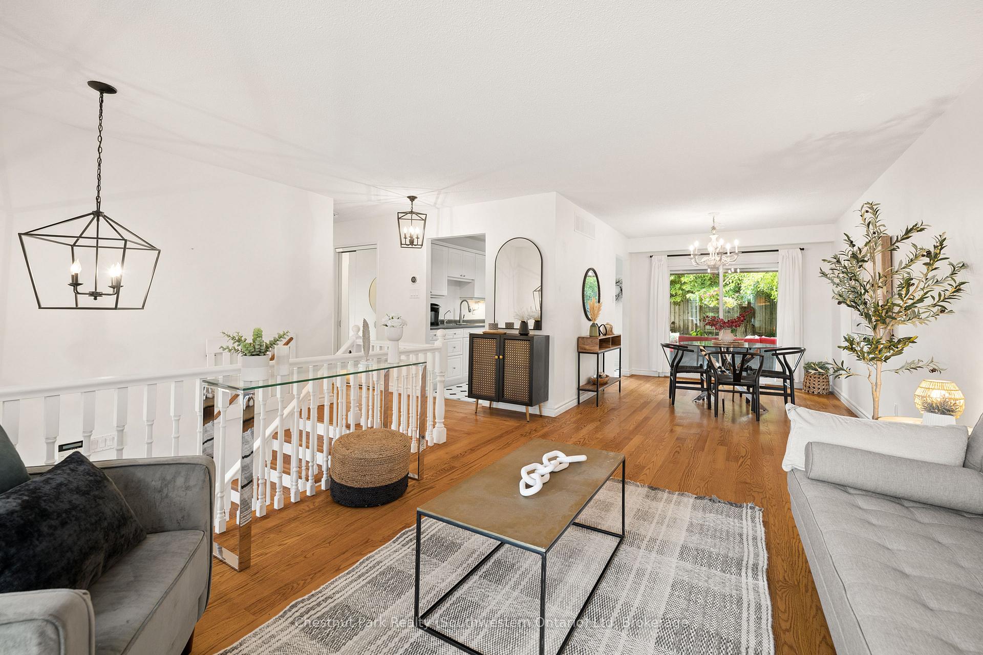Photo 16 of 158 Autumn Hill Crescent, Kitchener, Forest Heights — HOMEH