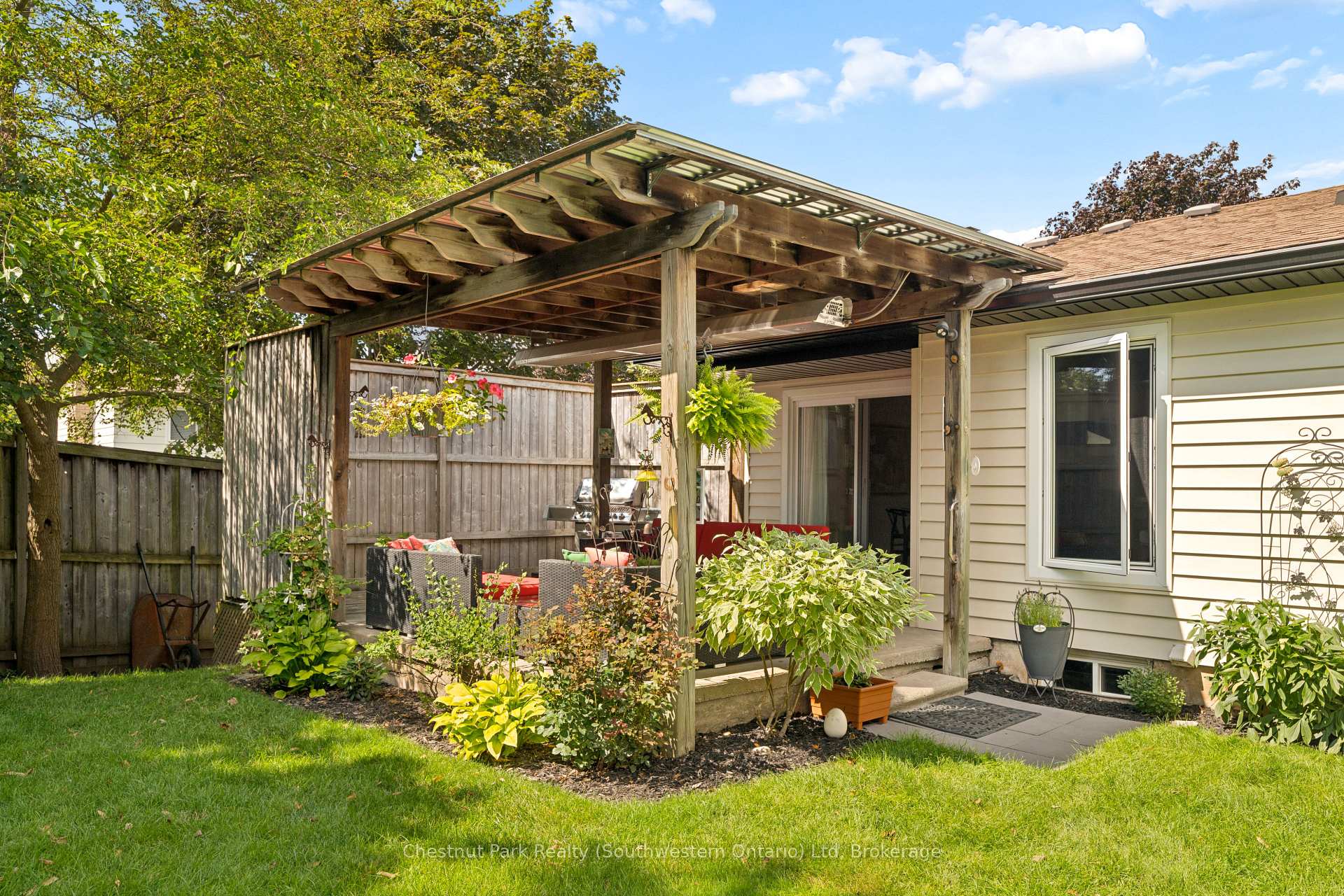 Photo 45 of 158 Autumn Hill Crescent, Kitchener, Forest Heights — HOMEH