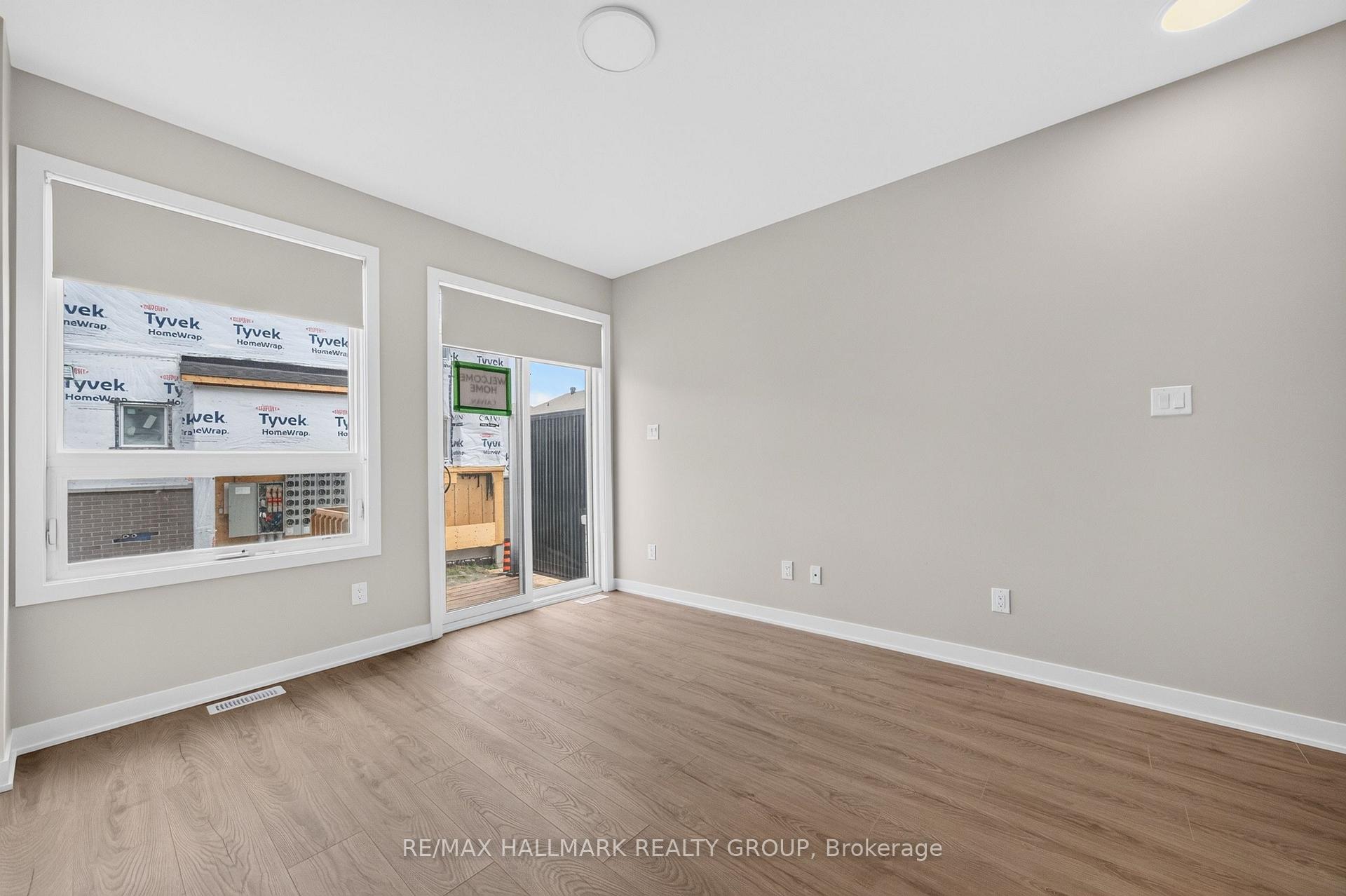 Photo 15 of 285 Lamarche Avenue, Ottawa, Chapel Hill South - Orleans Village — HOMEH
