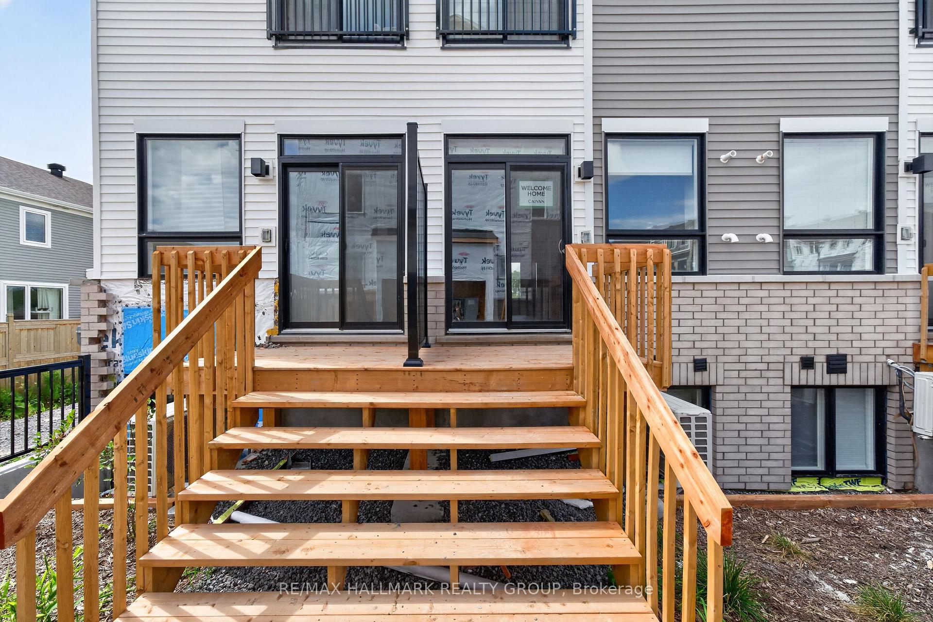 Photo 26 of 285 Lamarche Avenue, Ottawa, Chapel Hill South - Orleans Village — HOMEH