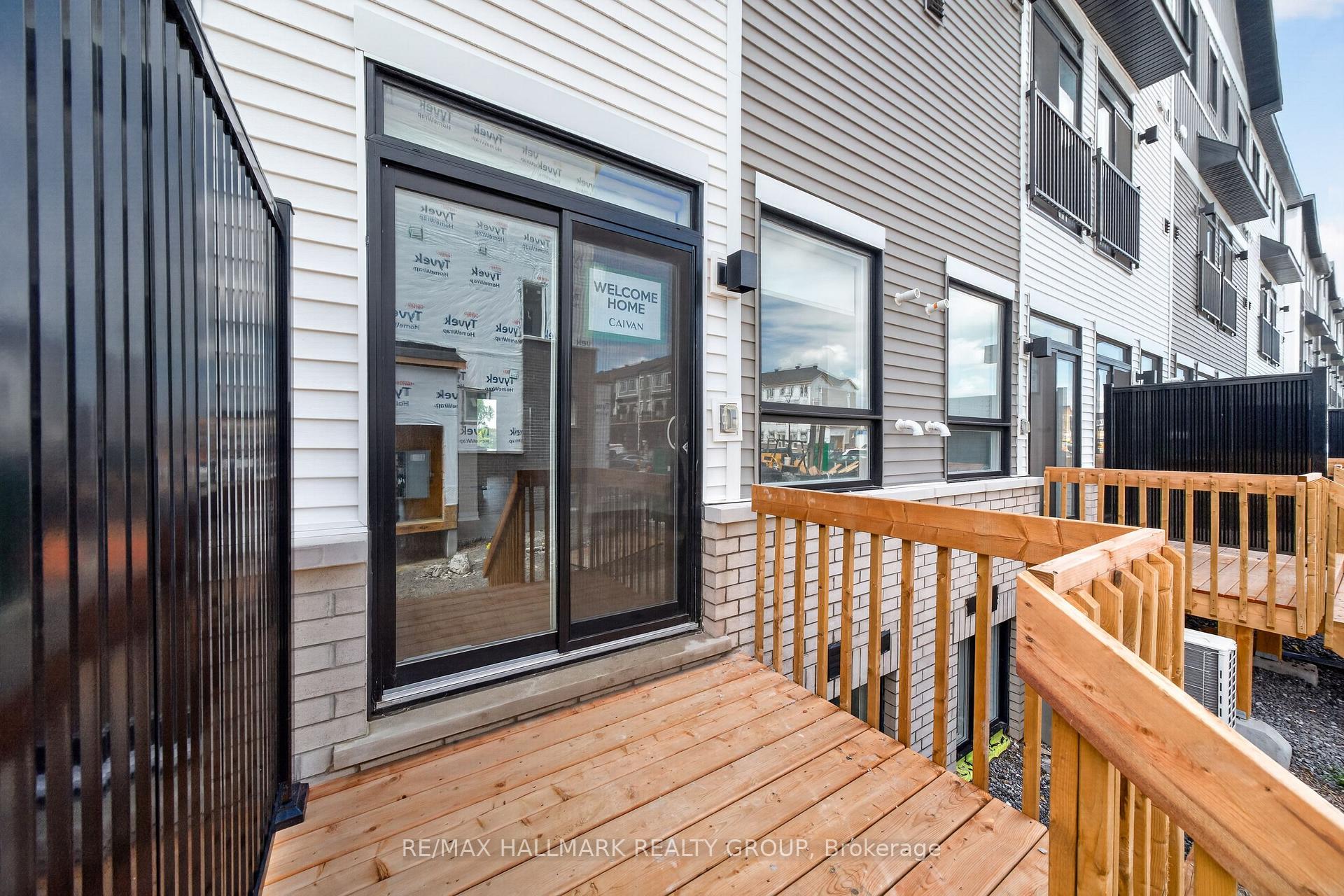 Photo 27 of 285 Lamarche Avenue, Ottawa, Chapel Hill South - Orleans Village — HOMEH