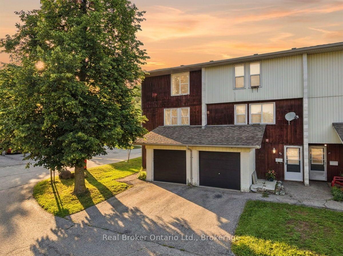Photo 1 of Unit 93, 135 Chalmers Street S, Cambridge, Christopher-Champlain — HOMEH