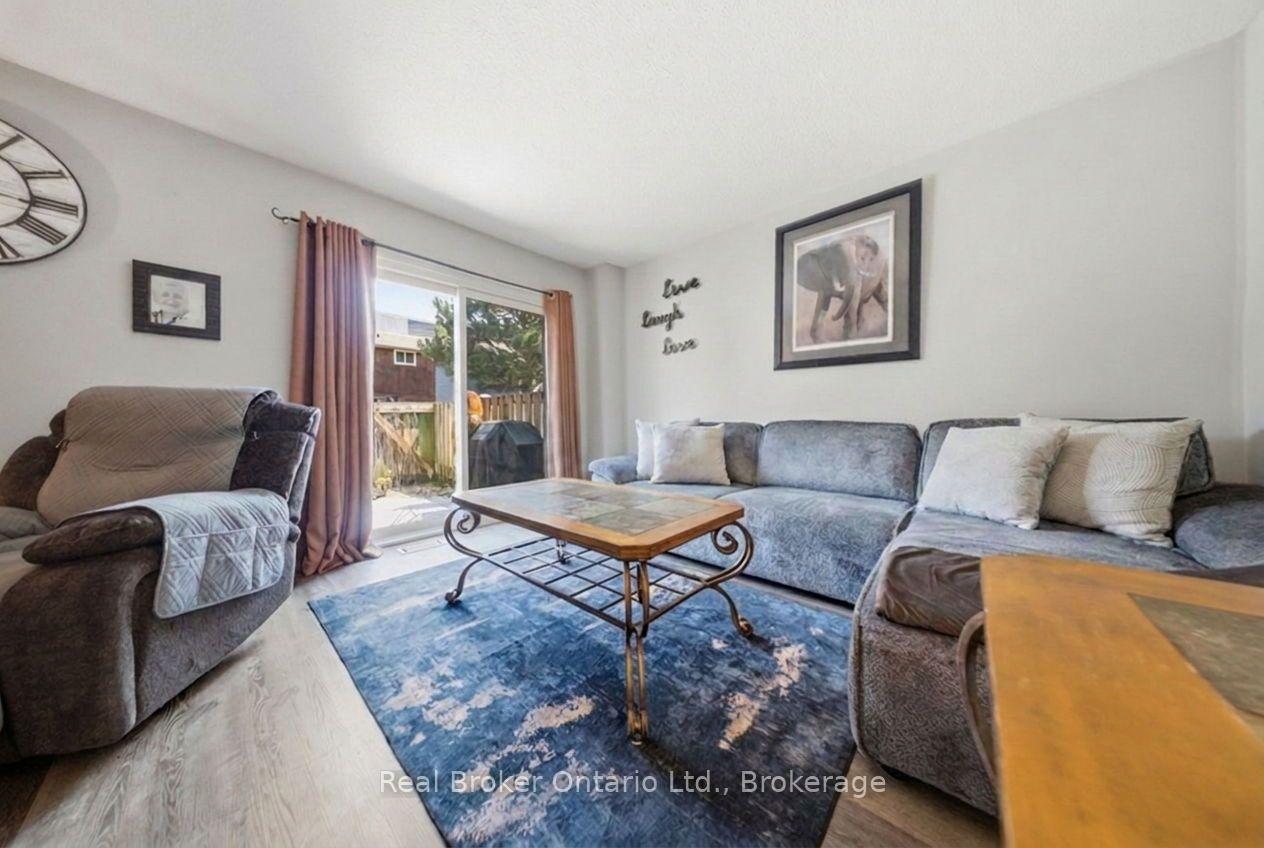 Photo 25 of Unit 93, 135 Chalmers Street S, Cambridge, Christopher-Champlain — HOMEH