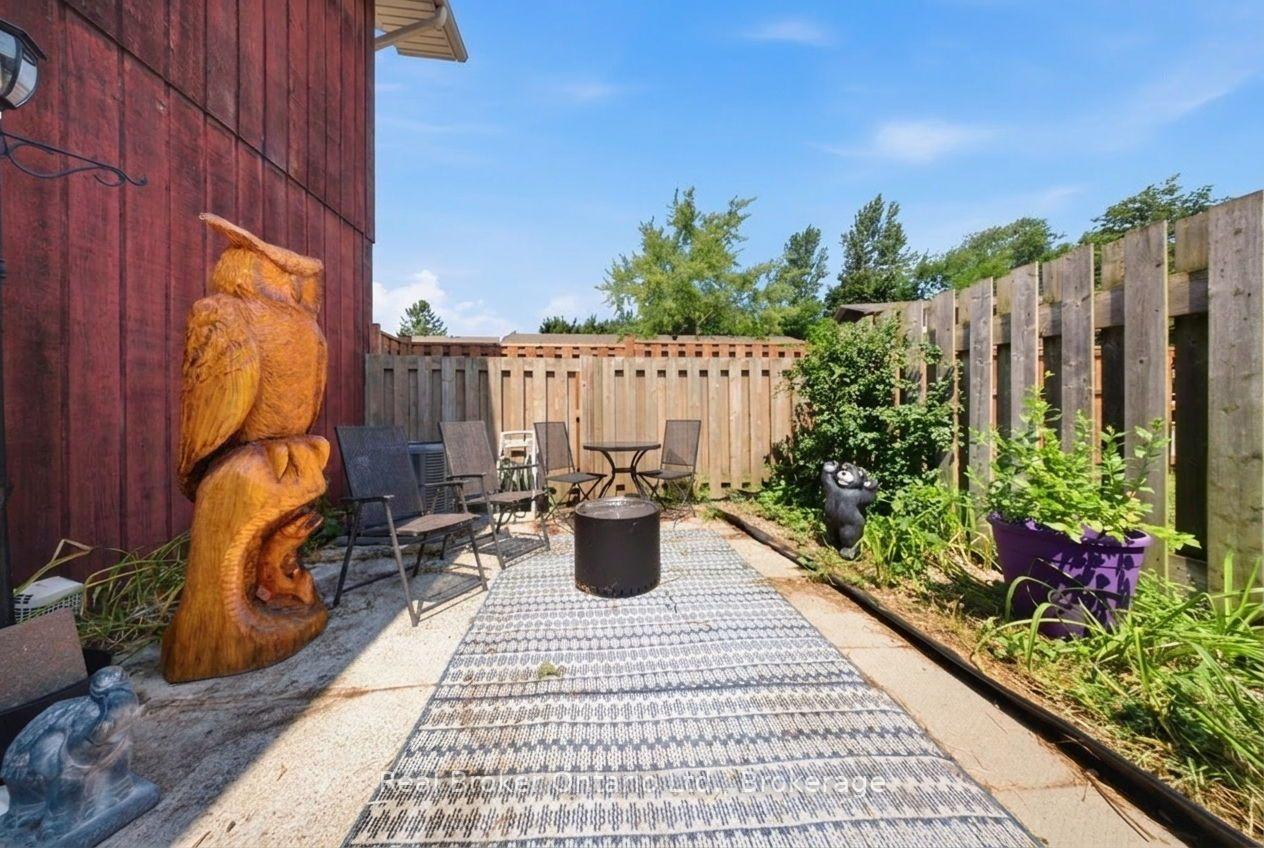 Photo 61 of Unit 93, 135 Chalmers Street S, Cambridge, Christopher-Champlain — HOMEH