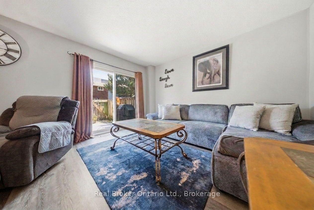 Photo 30 of Unit 93, 135 Chalmers Street S, Cambridge, Christopher-Champlain — HOMEH