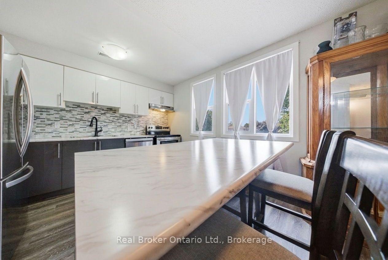Photo 40 of Unit 93, 135 Chalmers Street S, Cambridge, Christopher-Champlain — HOMEH