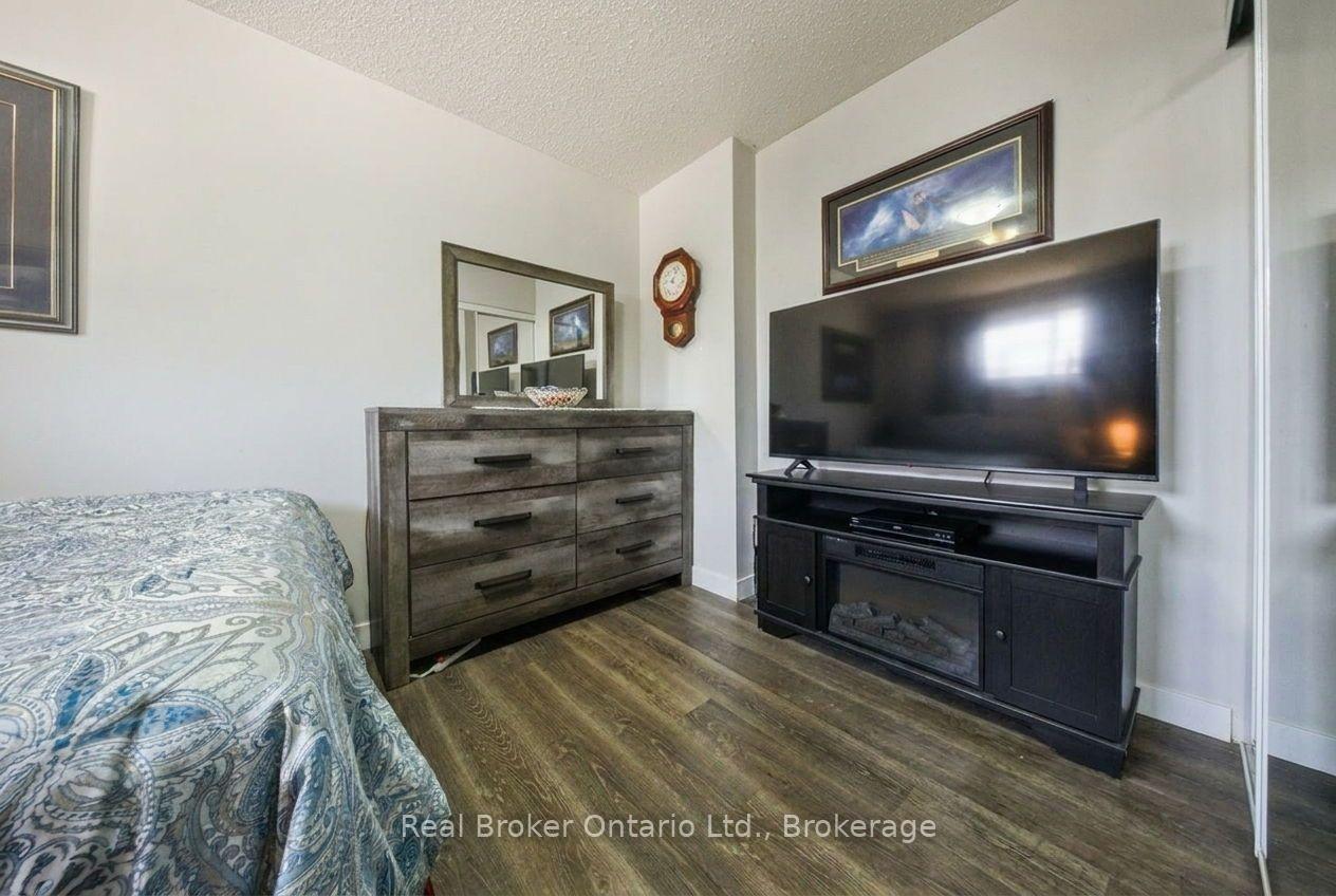 Photo 50 of Unit 93, 135 Chalmers Street S, Cambridge, Christopher-Champlain — HOMEH