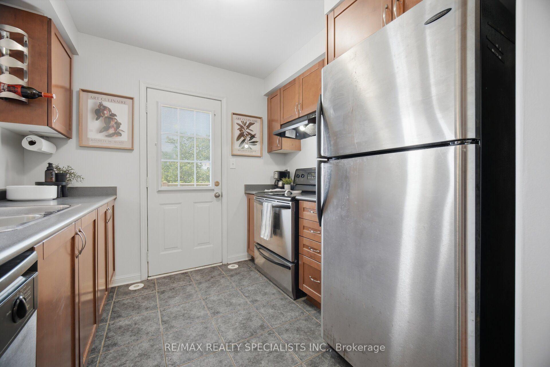 Photo 3 of 1170 Barnard Drive, Milton, Beaty — HOMEH