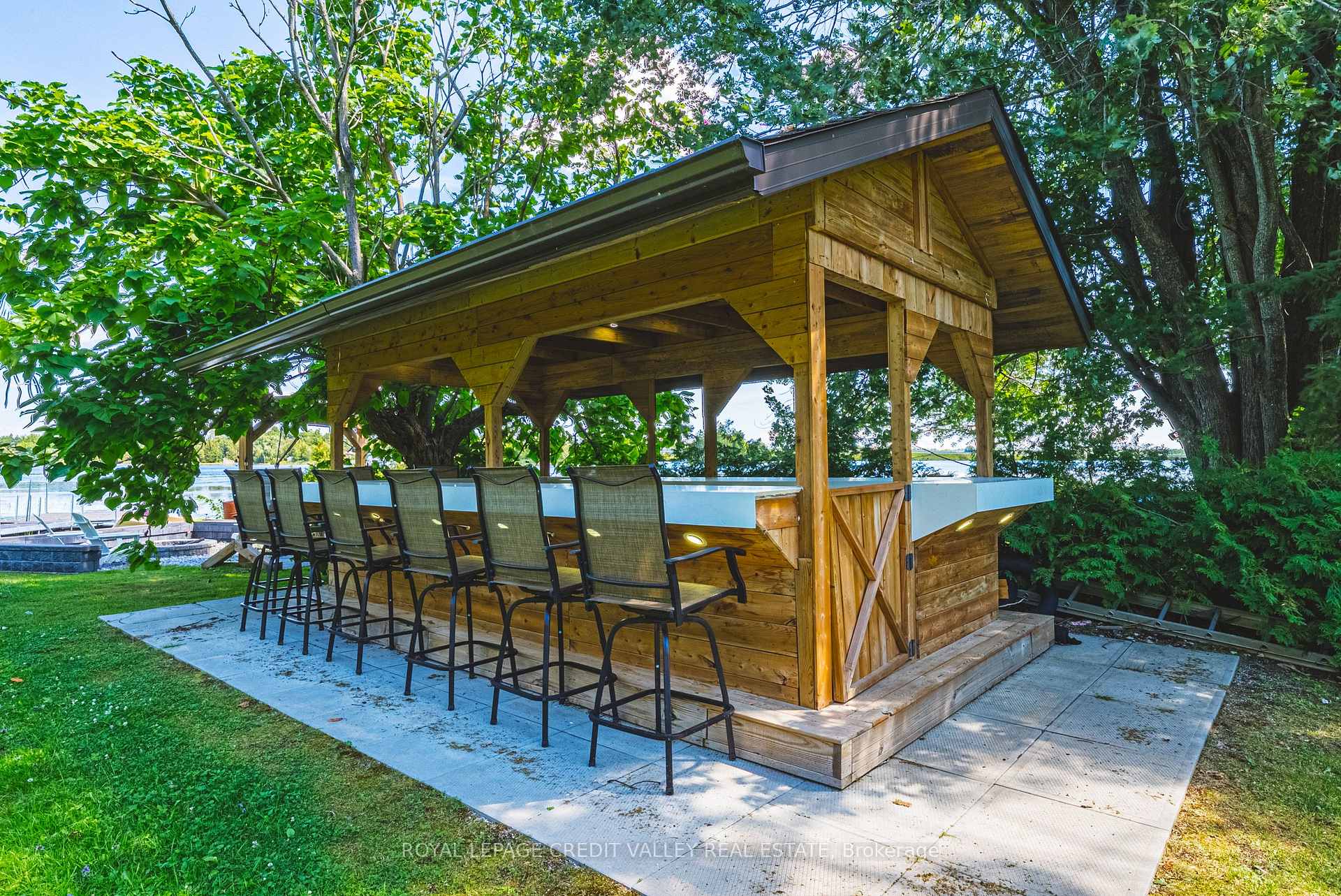 Photo 45 of 8 Ewen Street, Kawartha Lakes, Carden — HOMEH
