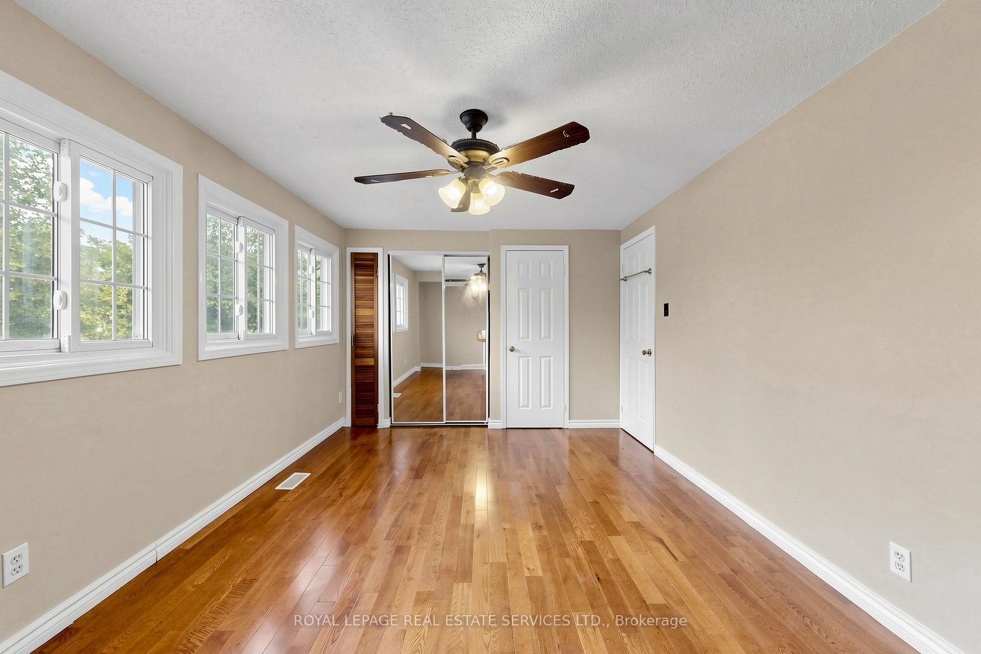 Photo 28 of 37 Woodsview Avenue, Etobicoke, West Humber-Clairville — HOMEH