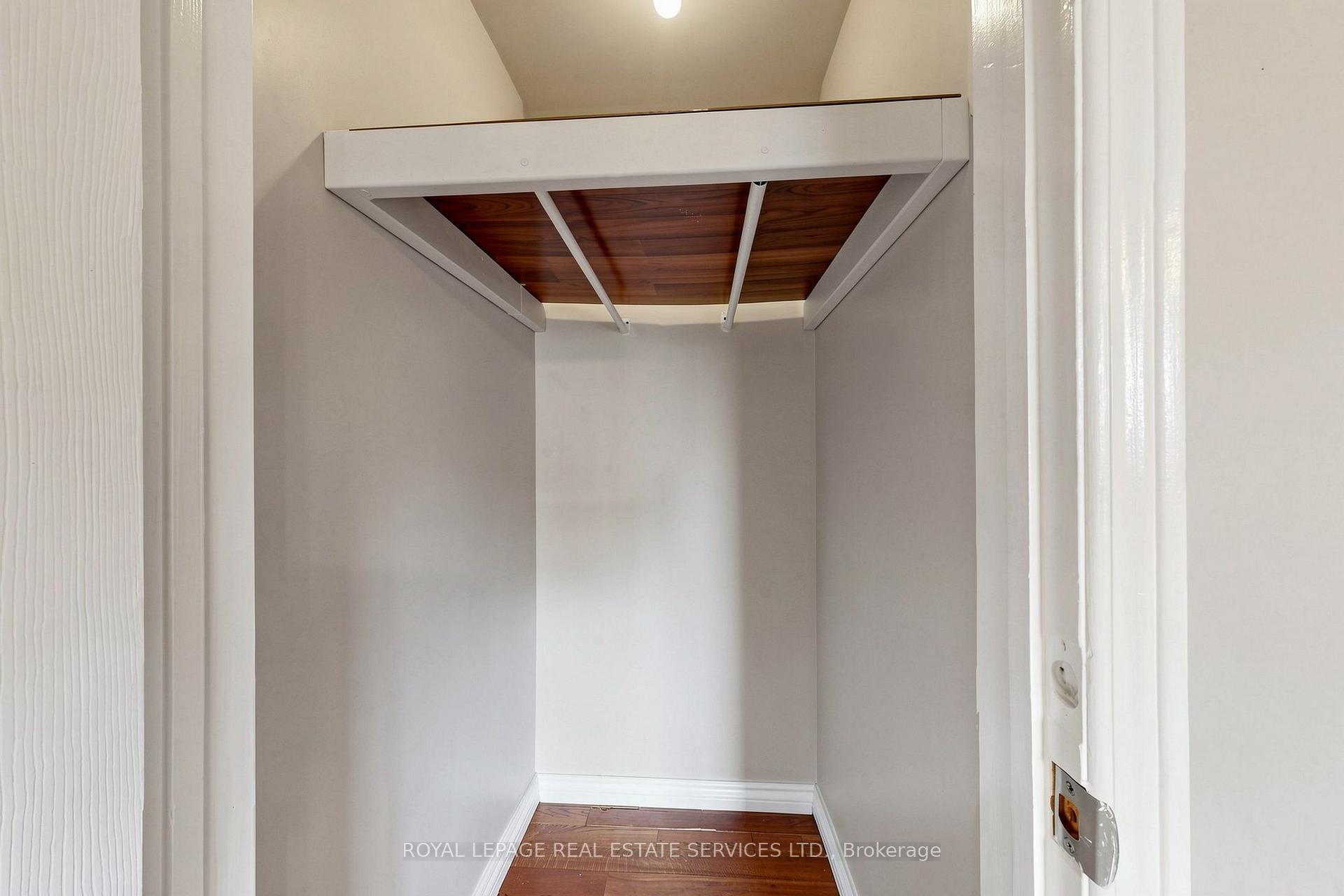 Photo 34 of 37 Woodsview Avenue, Etobicoke, West Humber-Clairville — HOMEH