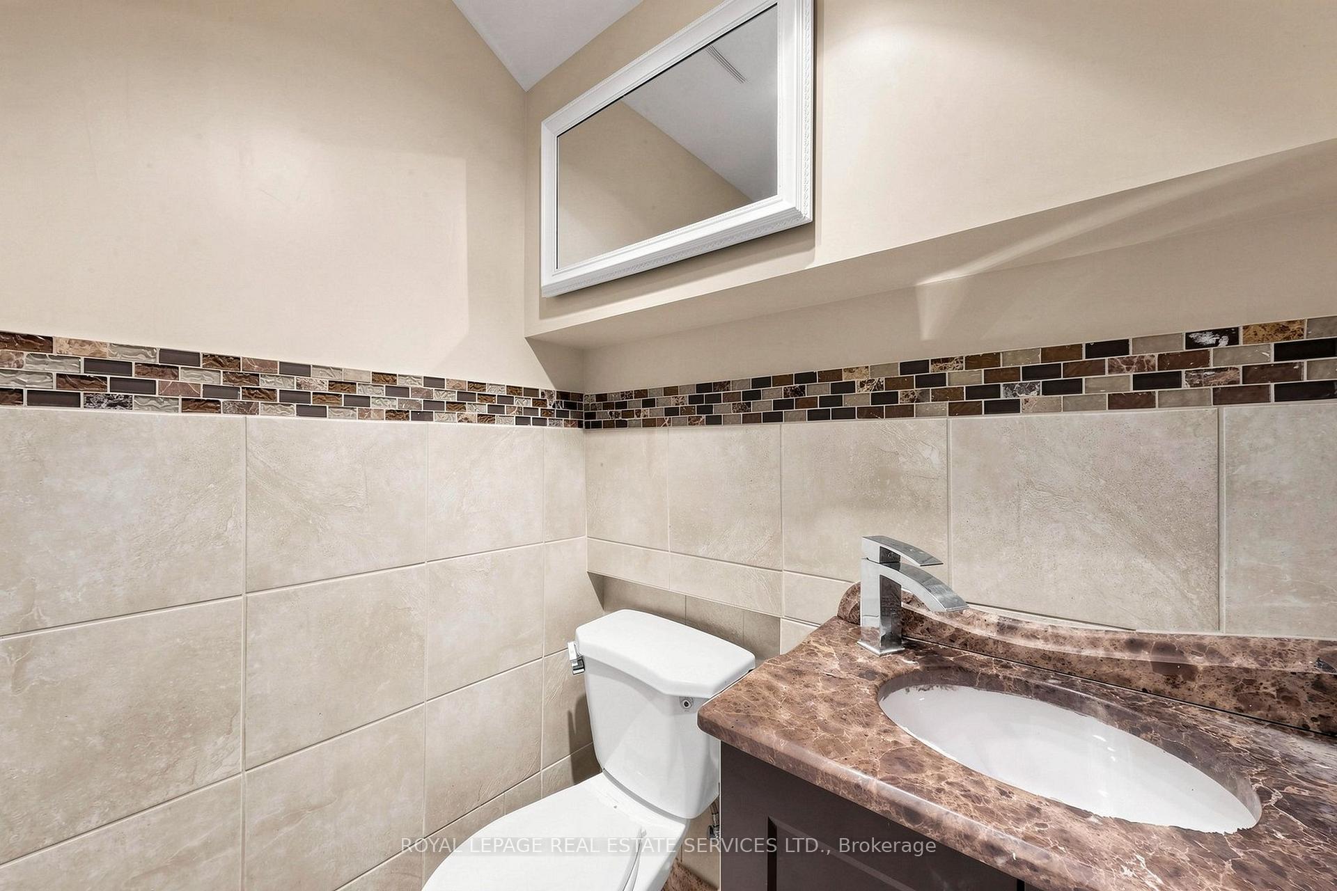 Photo 47 of 37 Woodsview Avenue, Etobicoke, West Humber-Clairville — HOMEH