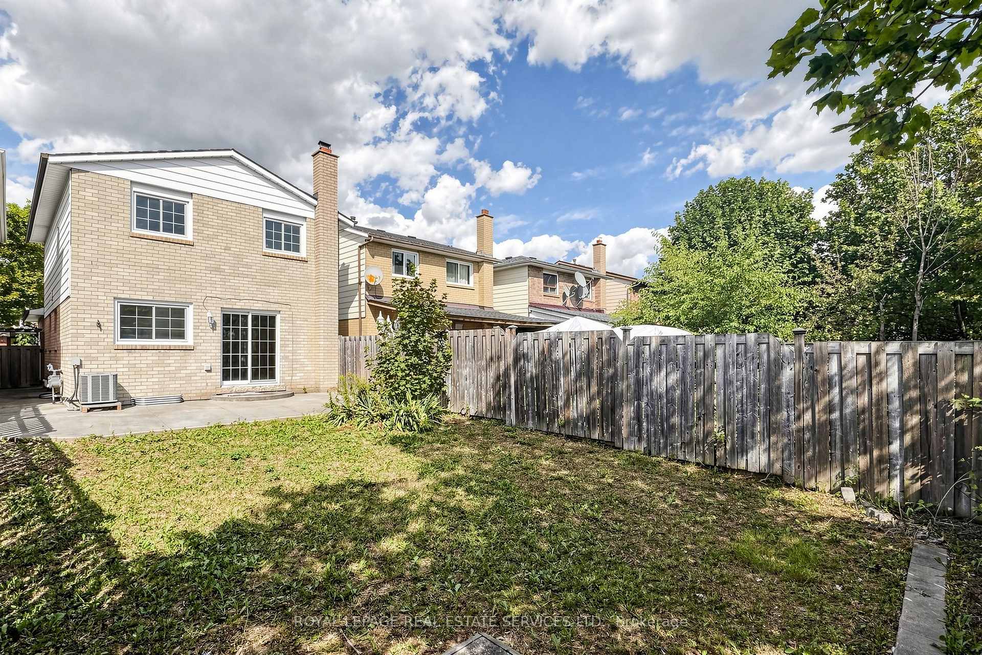 Photo 50 of 37 Woodsview Avenue, Etobicoke, West Humber-Clairville — HOMEH