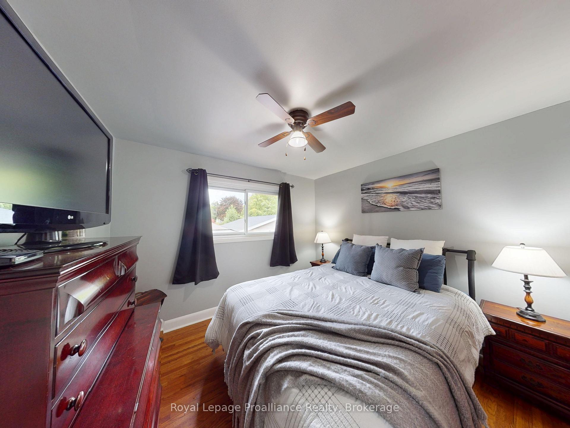 Photo 16 of 32 Glen Road, Belleville, Belleville Ward — HOMEH