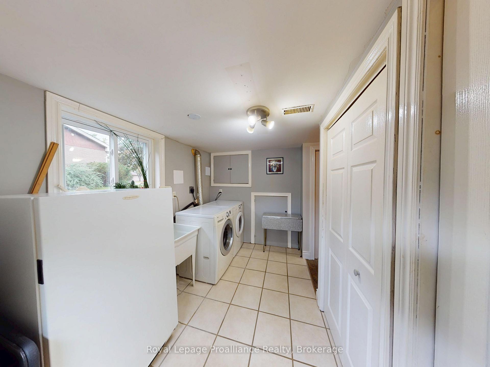 Photo 41 of 32 Glen Road, Belleville, Belleville Ward — HOMEH