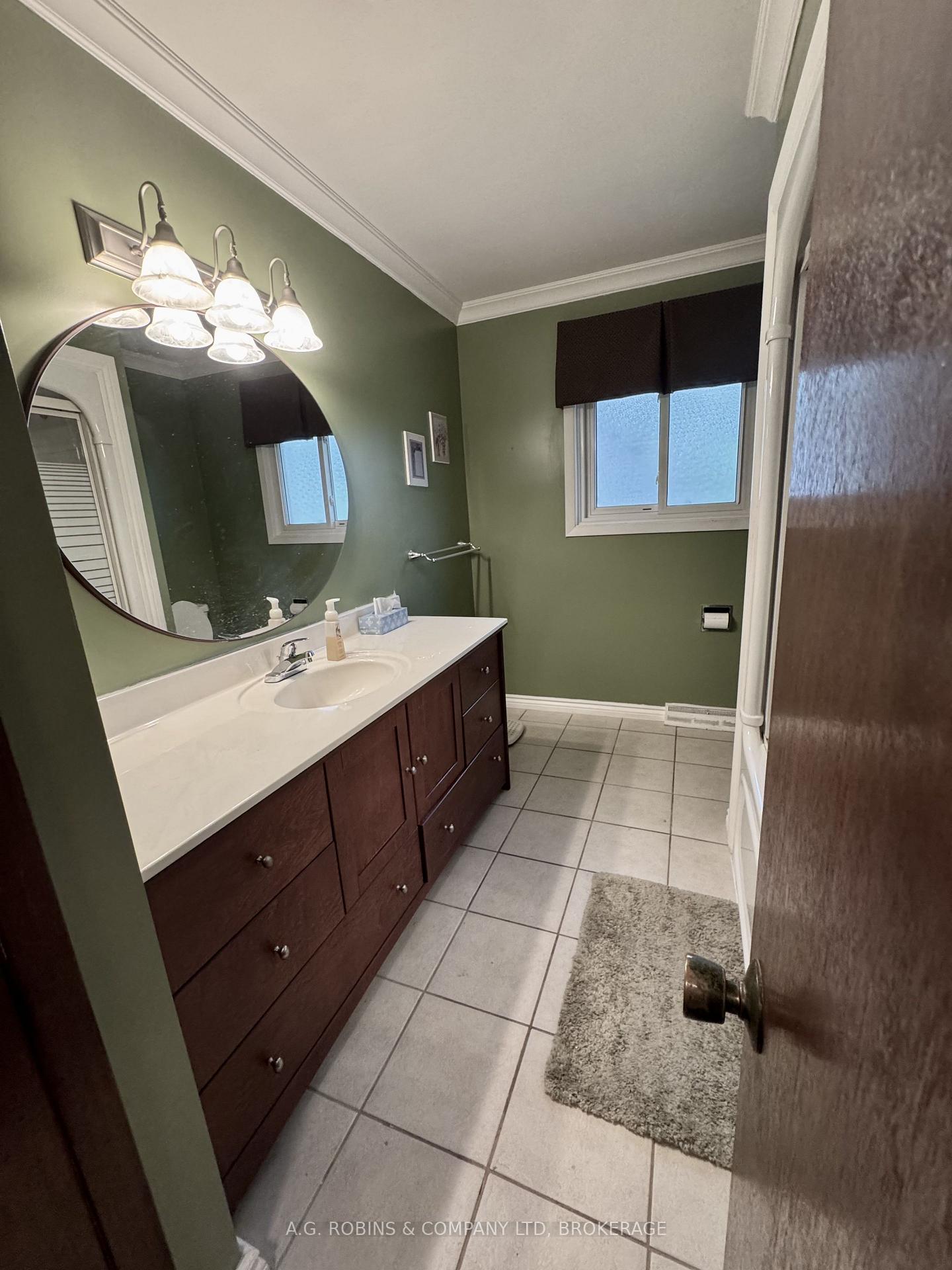 Photo 12 of 12 Berkley Avenue, Port Colborne, Bethel — HOMEH