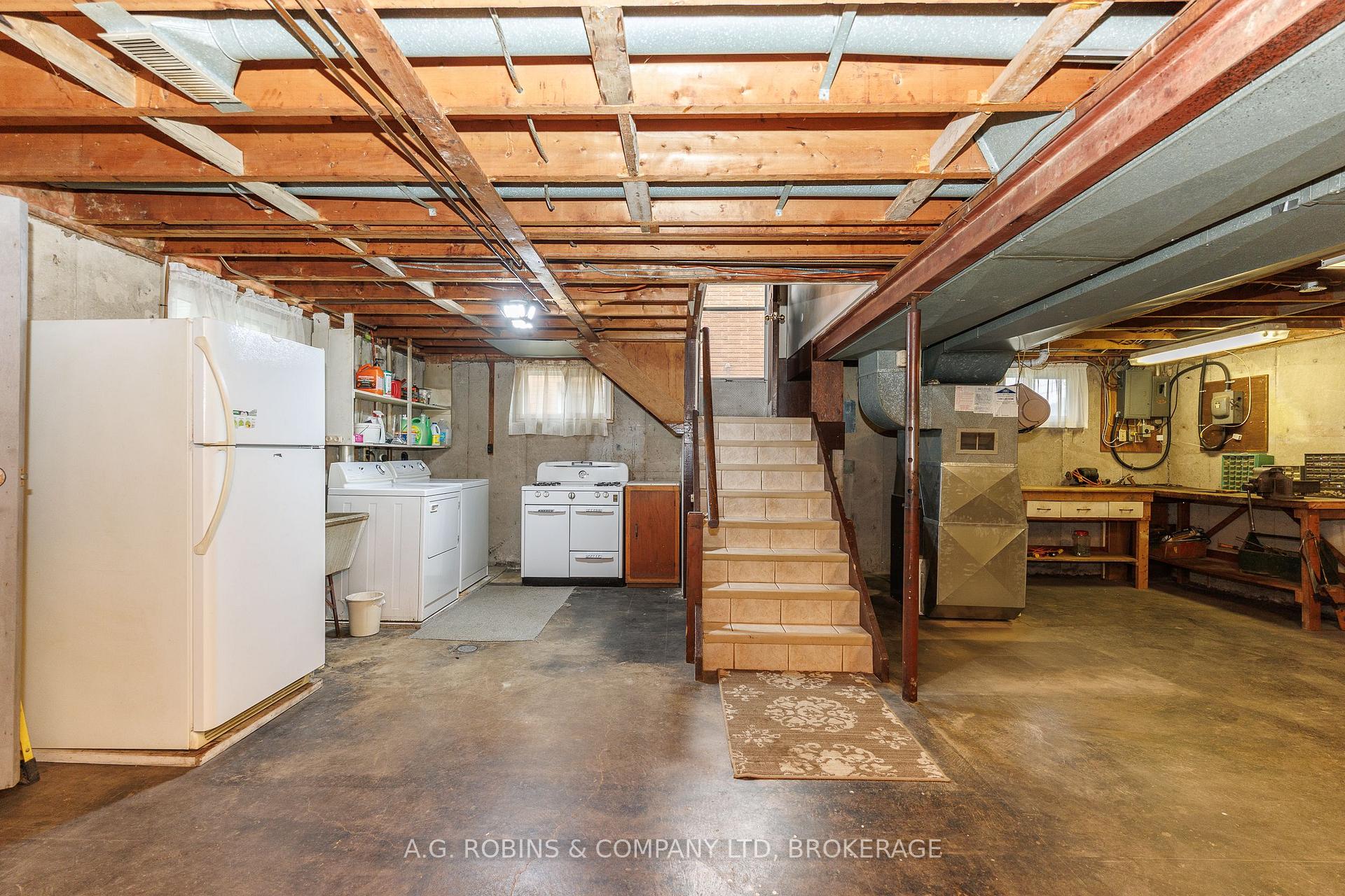 Photo 18 of 12 Berkley Avenue, Port Colborne, Bethel — HOMEH