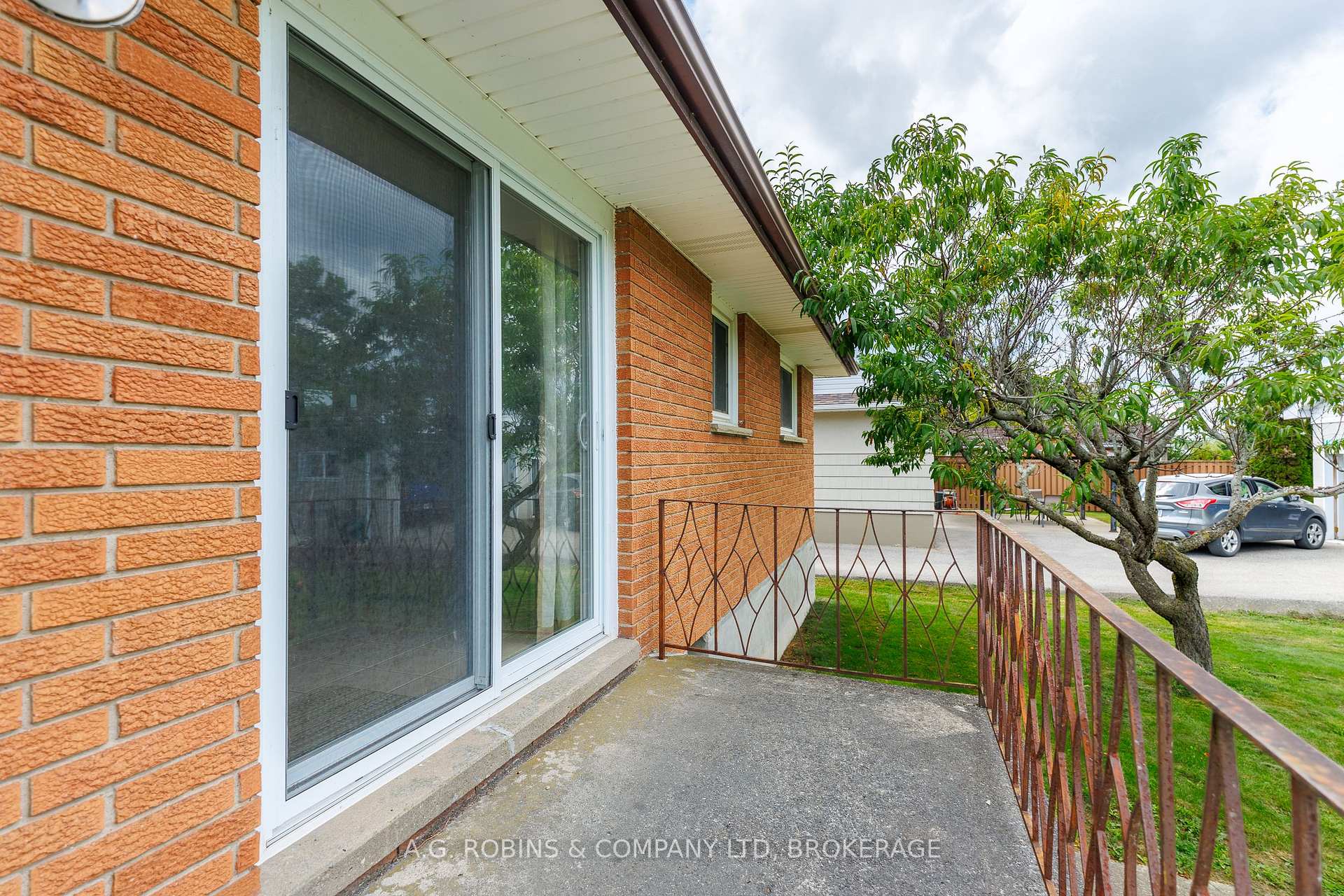 Photo 22 of 12 Berkley Avenue, Port Colborne, Bethel — HOMEH
