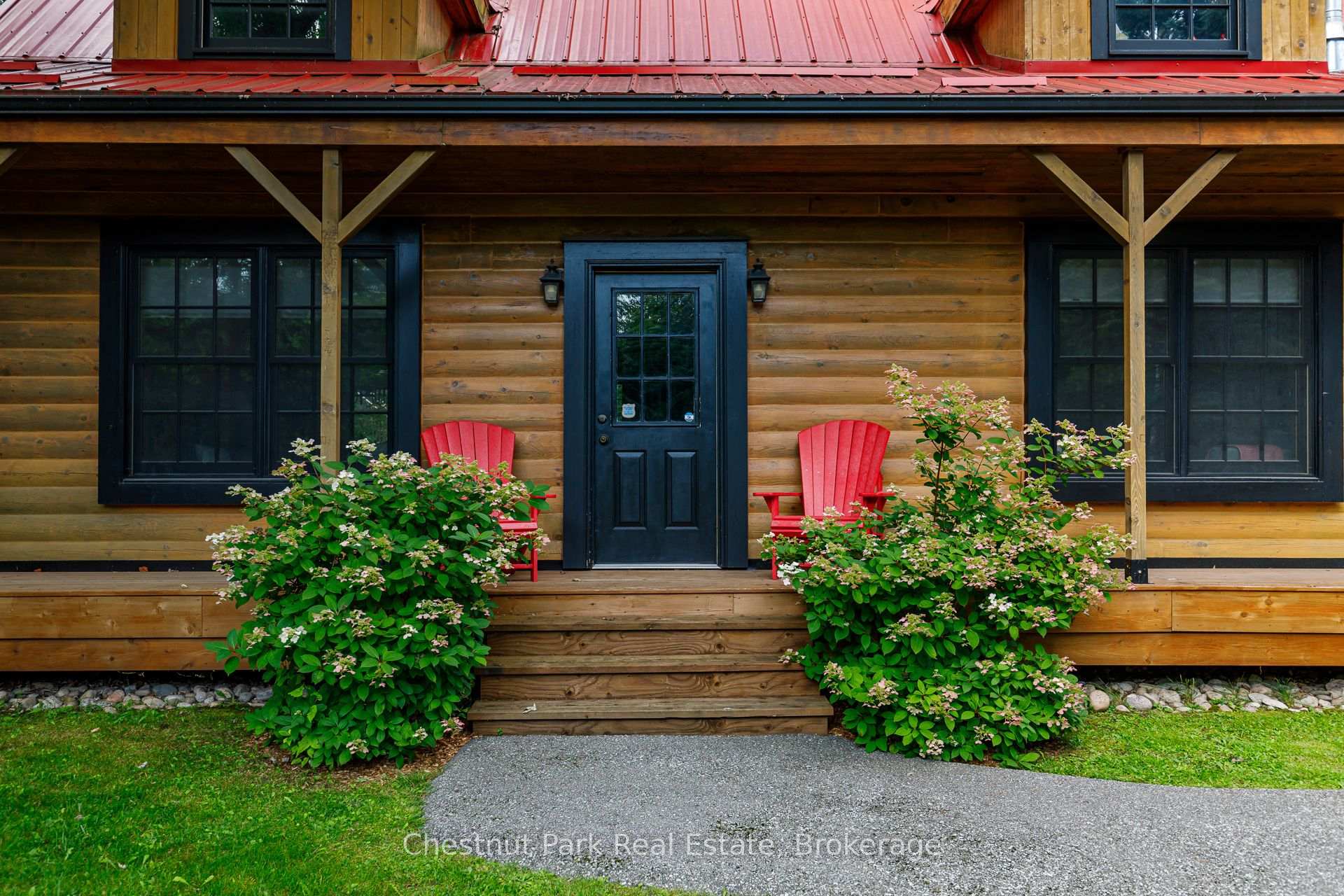 Photo of 8390 Poplar Side Road