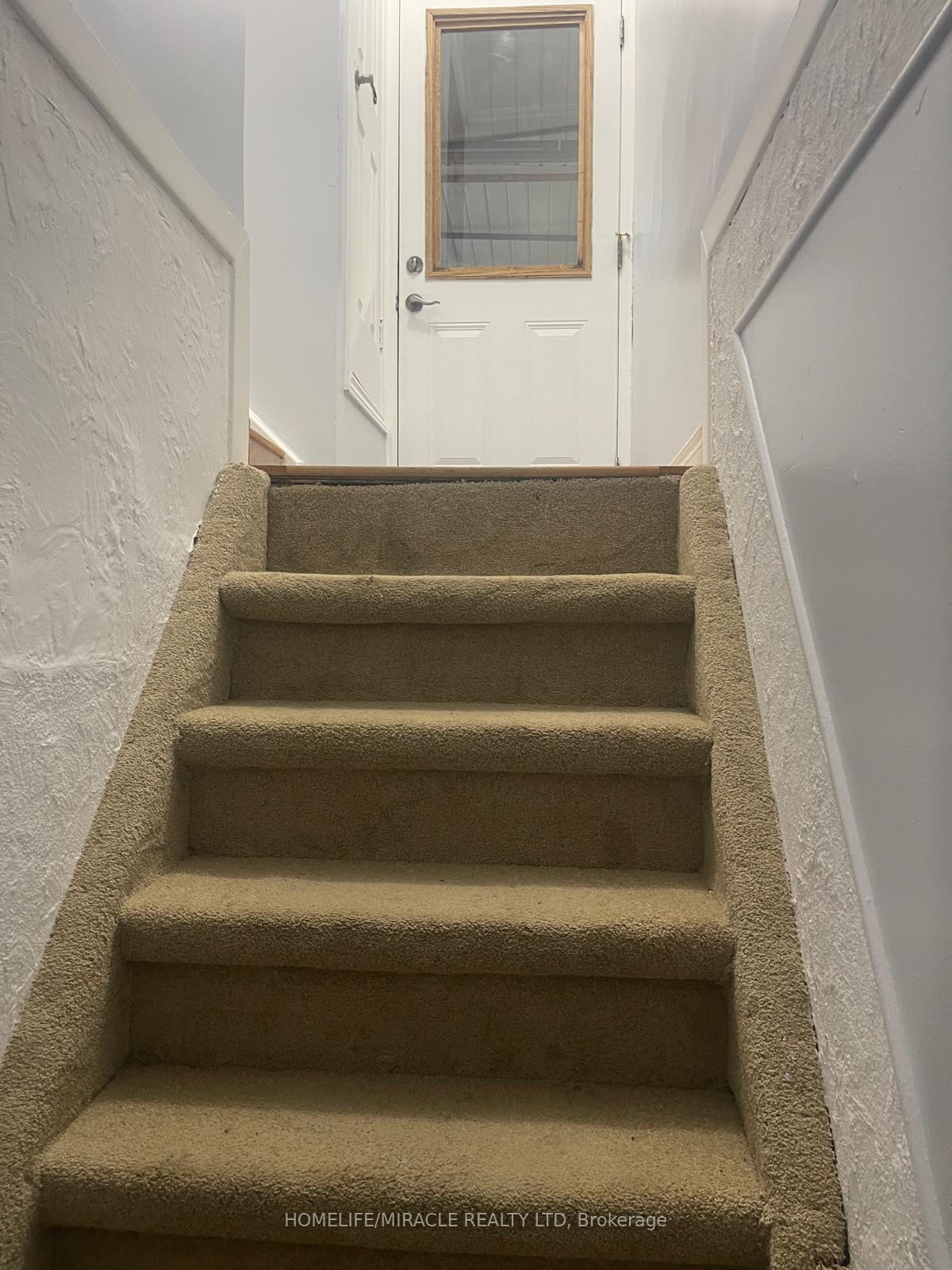 Photo 13 of 87 Renny Crescent, London, South X — HOMEH