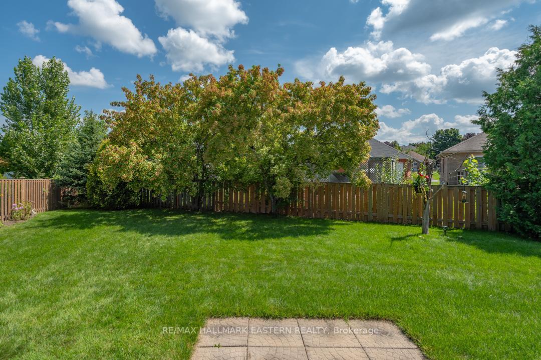 Photo 25 of 20 Ferguson Place, Peterborough, Northcrest Ward 5 — HOMEH