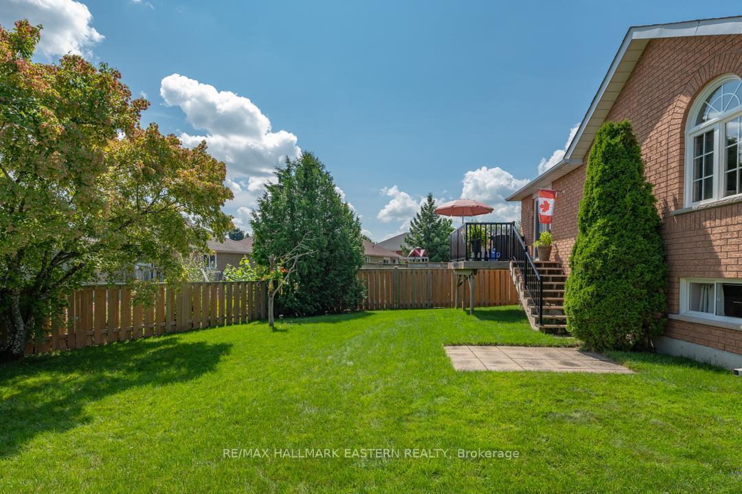 Photo 27 of 20 Ferguson Place, Peterborough, Northcrest Ward 5 — HOMEH