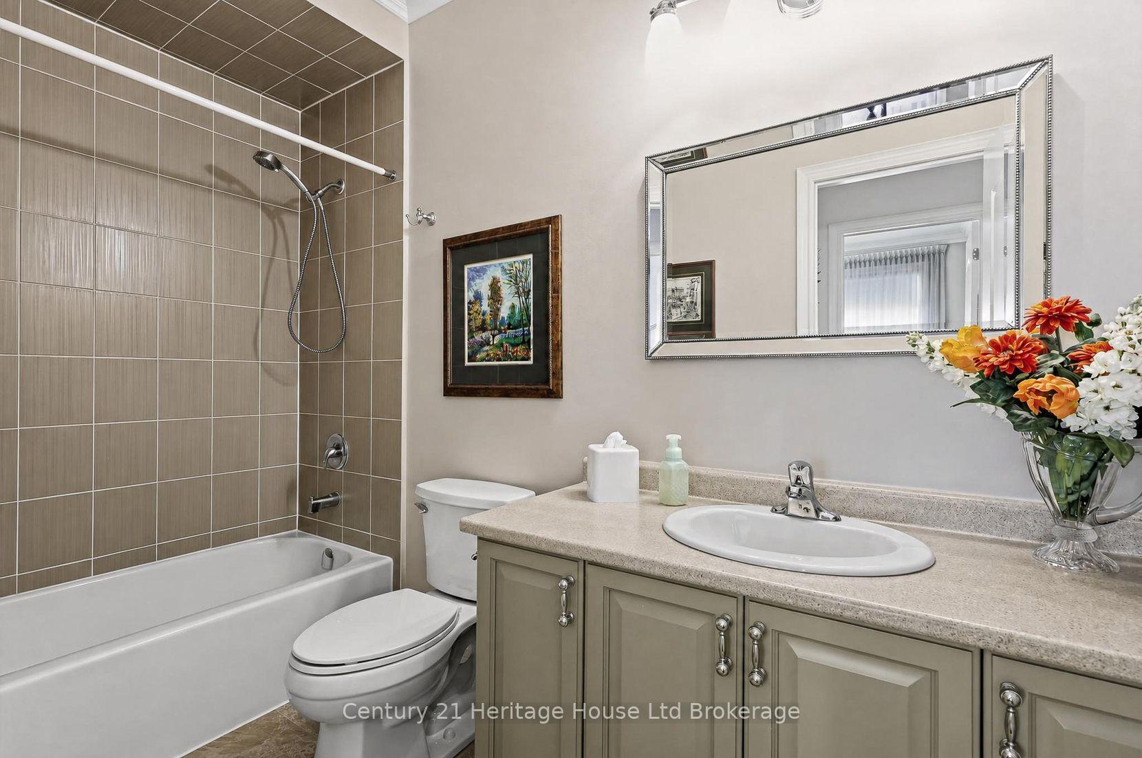 Photo 8 of 528 Baldwin Crescent, Woodstock, Woodstock - North — HOMEH
