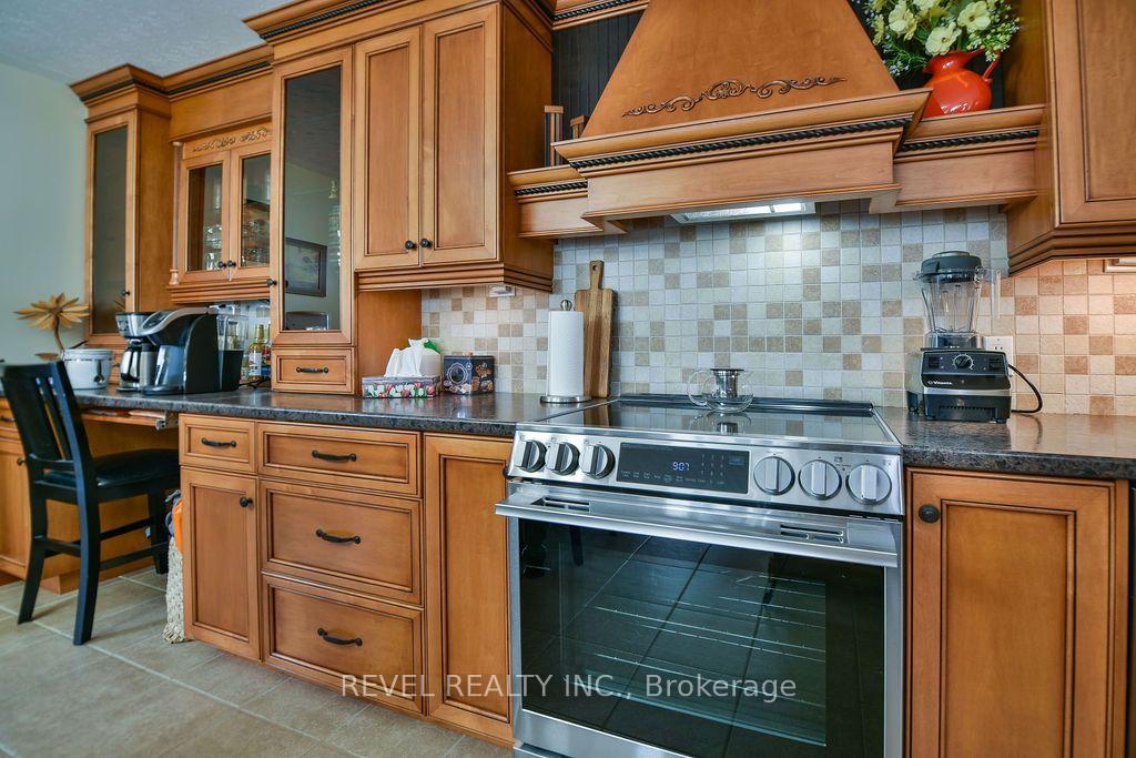 Photo 7 of 299 Dorans Road, Timmins, TNW - Rural — HOMEH