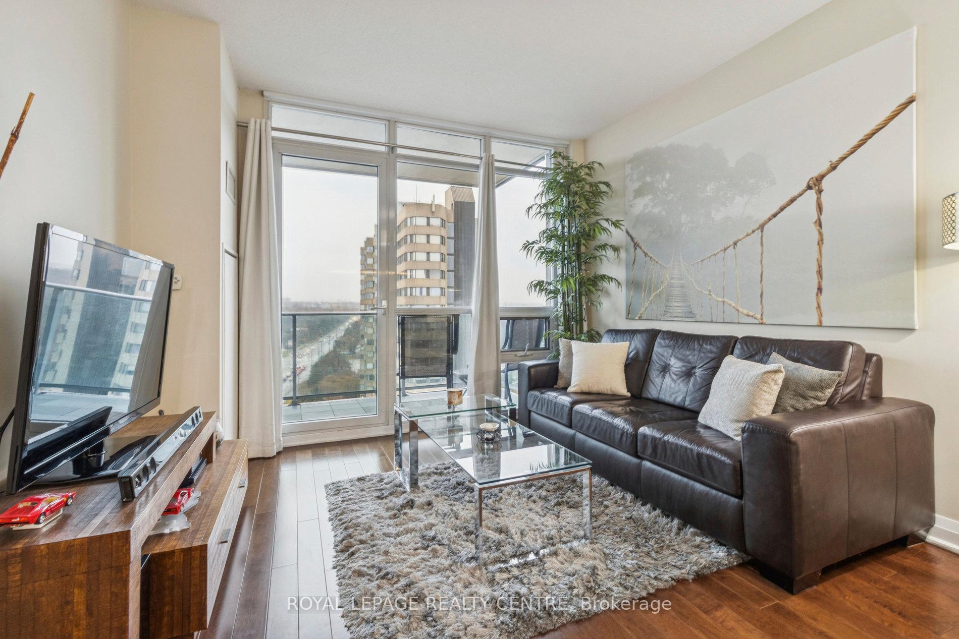 Photo 6 of Unit 1503, 1055 Southdown Road, Mississauga, Clarkson — HOMEH