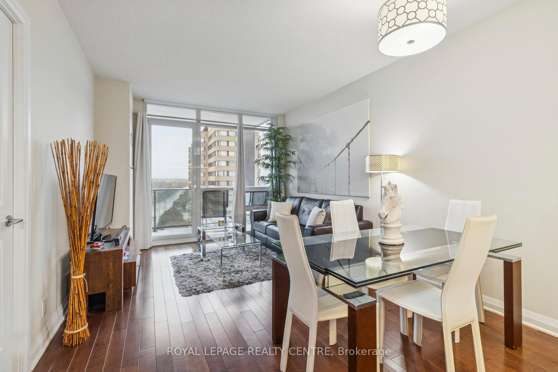 Photo 7 of Unit 1503, 1055 Southdown Road, Mississauga, Clarkson — HOMEH