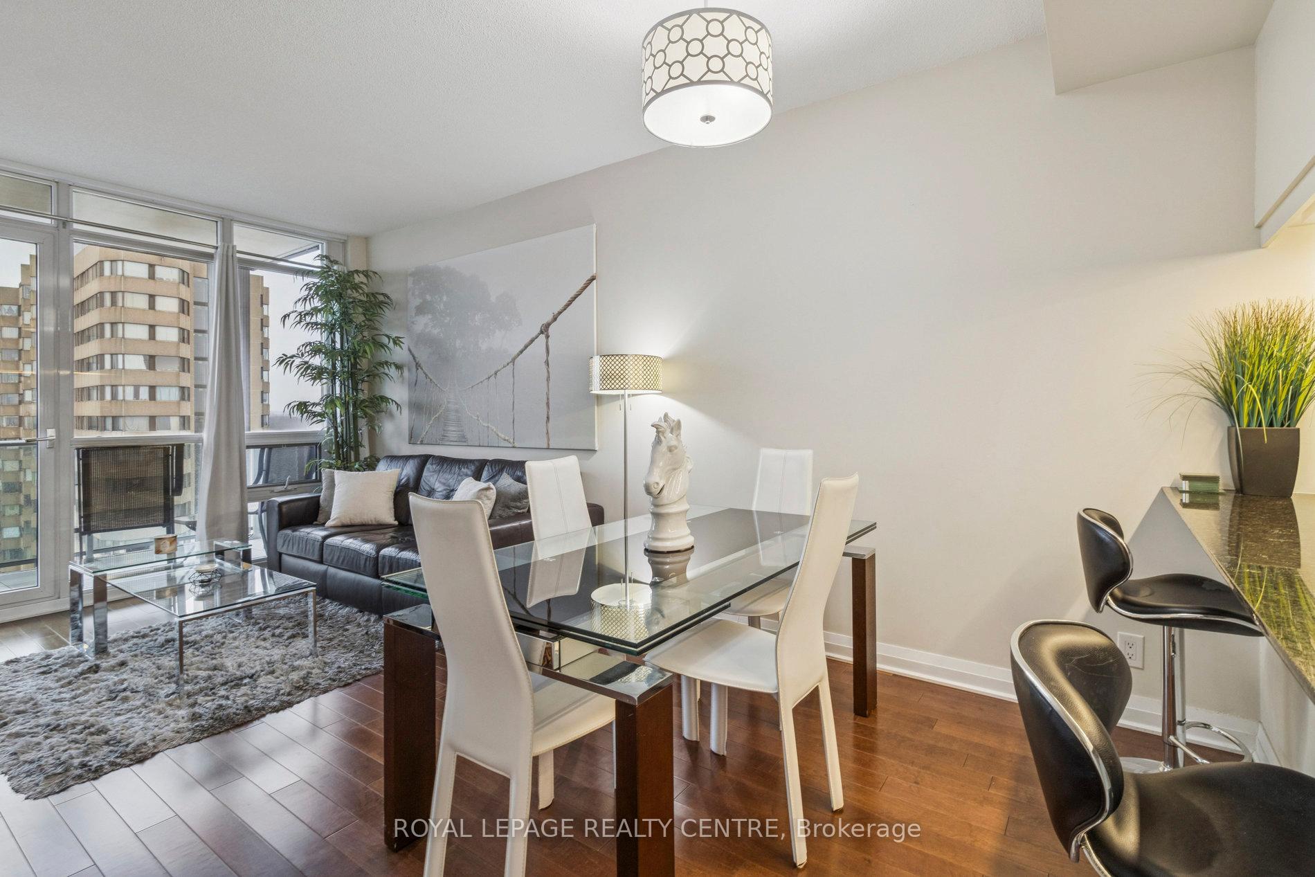 Photo 10 of Unit 1503, 1055 Southdown Road, Mississauga, Clarkson — HOMEH