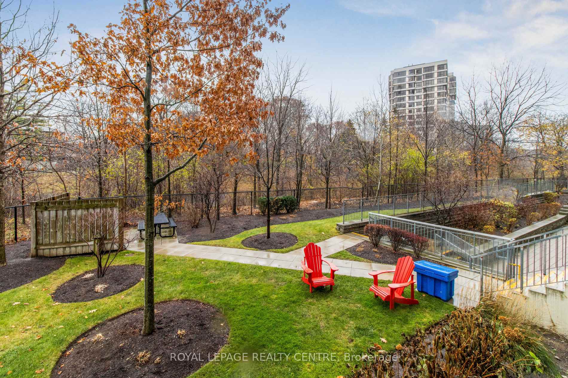 Photo 30 of Unit 1503, 1055 Southdown Road, Mississauga, Clarkson — HOMEH