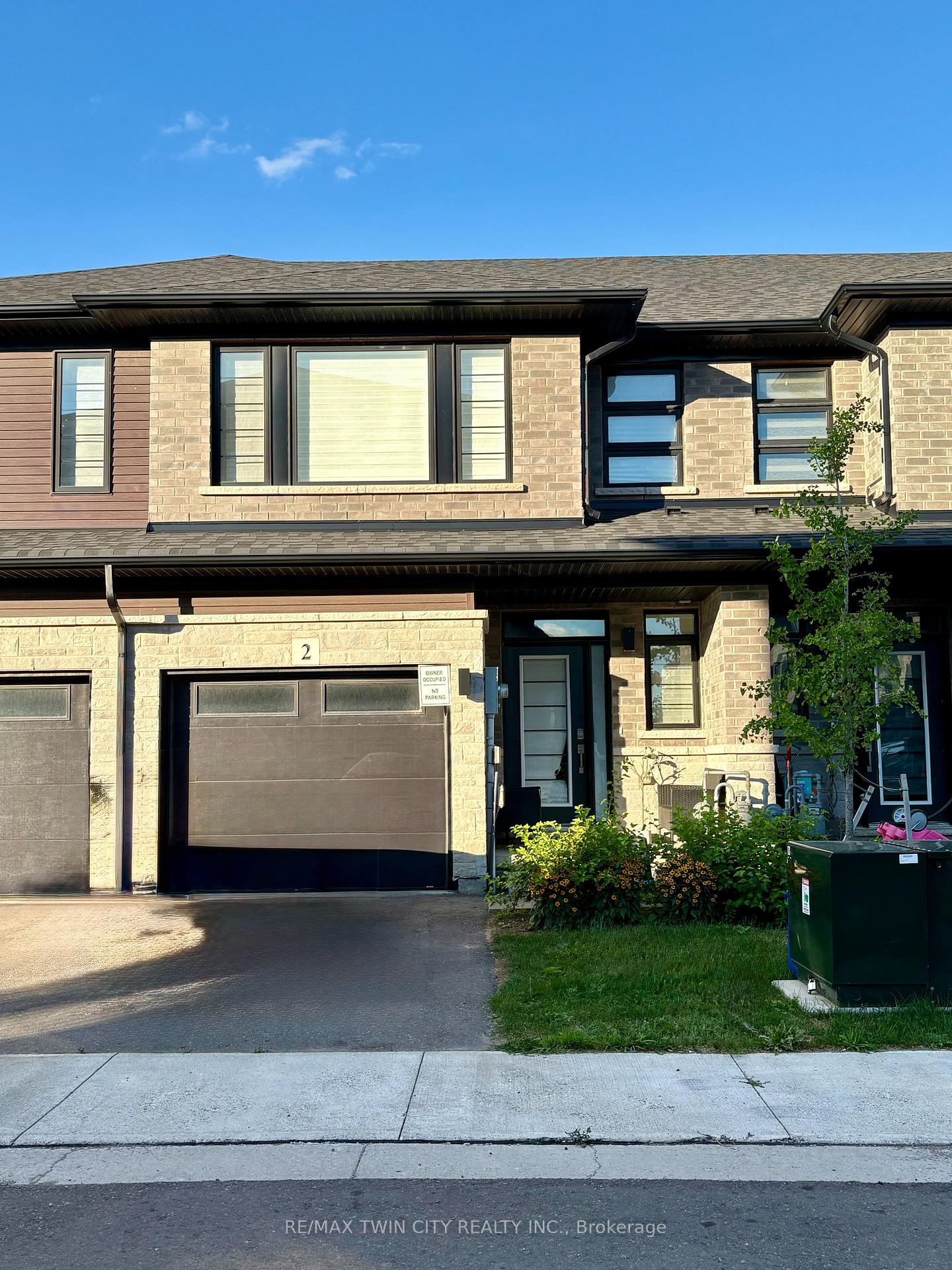 Front of Unit 2, 461 Blackburn Drive