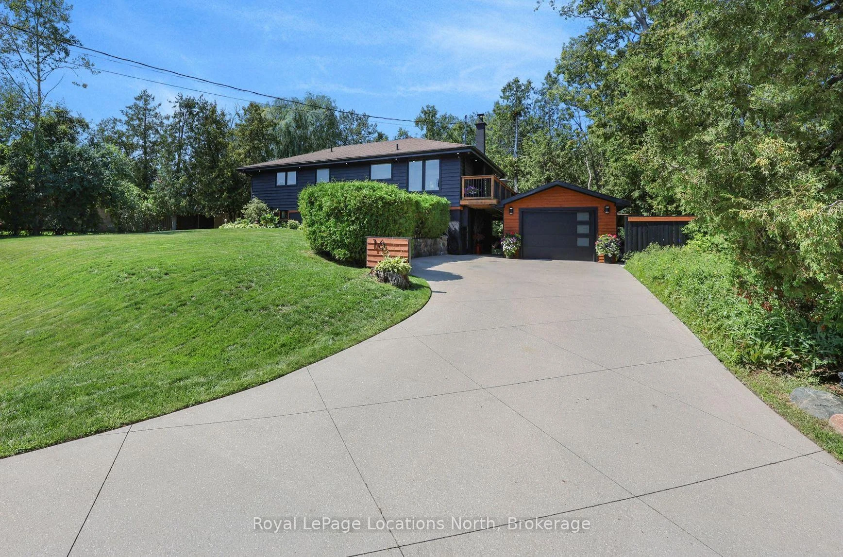 Photo 1 of 16 Huronia Pathway, Collingwood — HOMEH