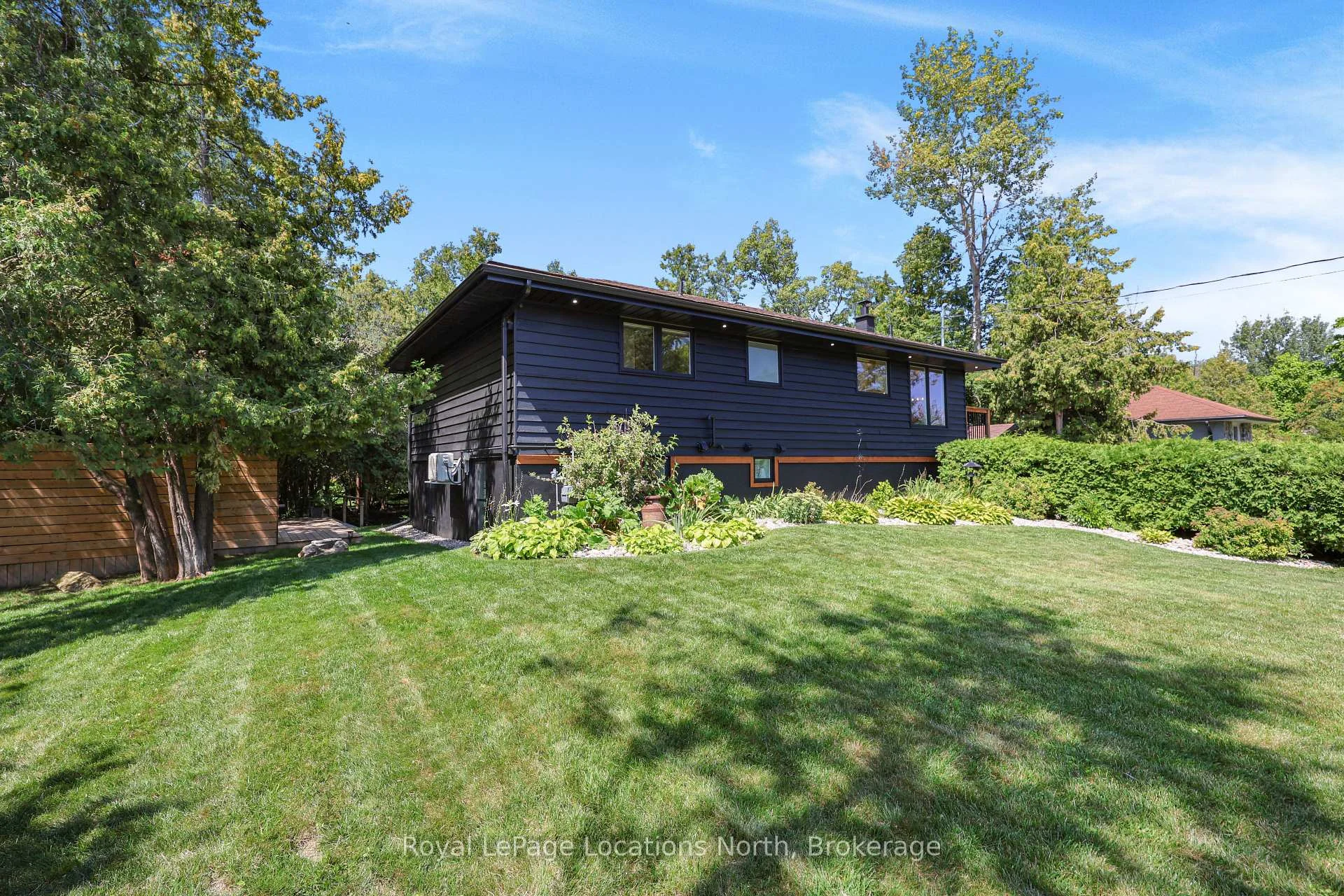 Photo 31 of 16 Huronia Pathway, Collingwood — HOMEH