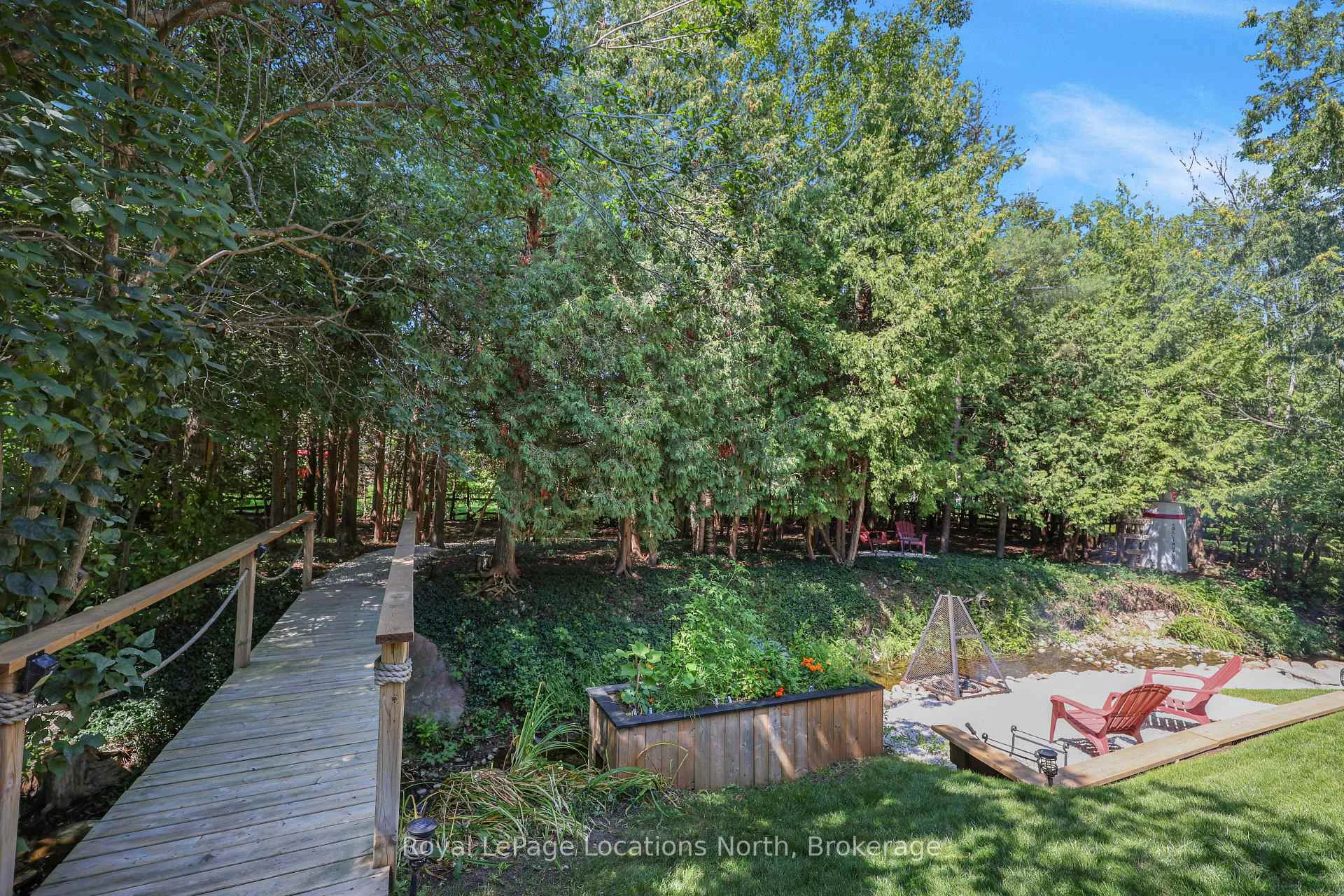 Photo 36 of 16 Huronia Pathway, Collingwood — HOMEH