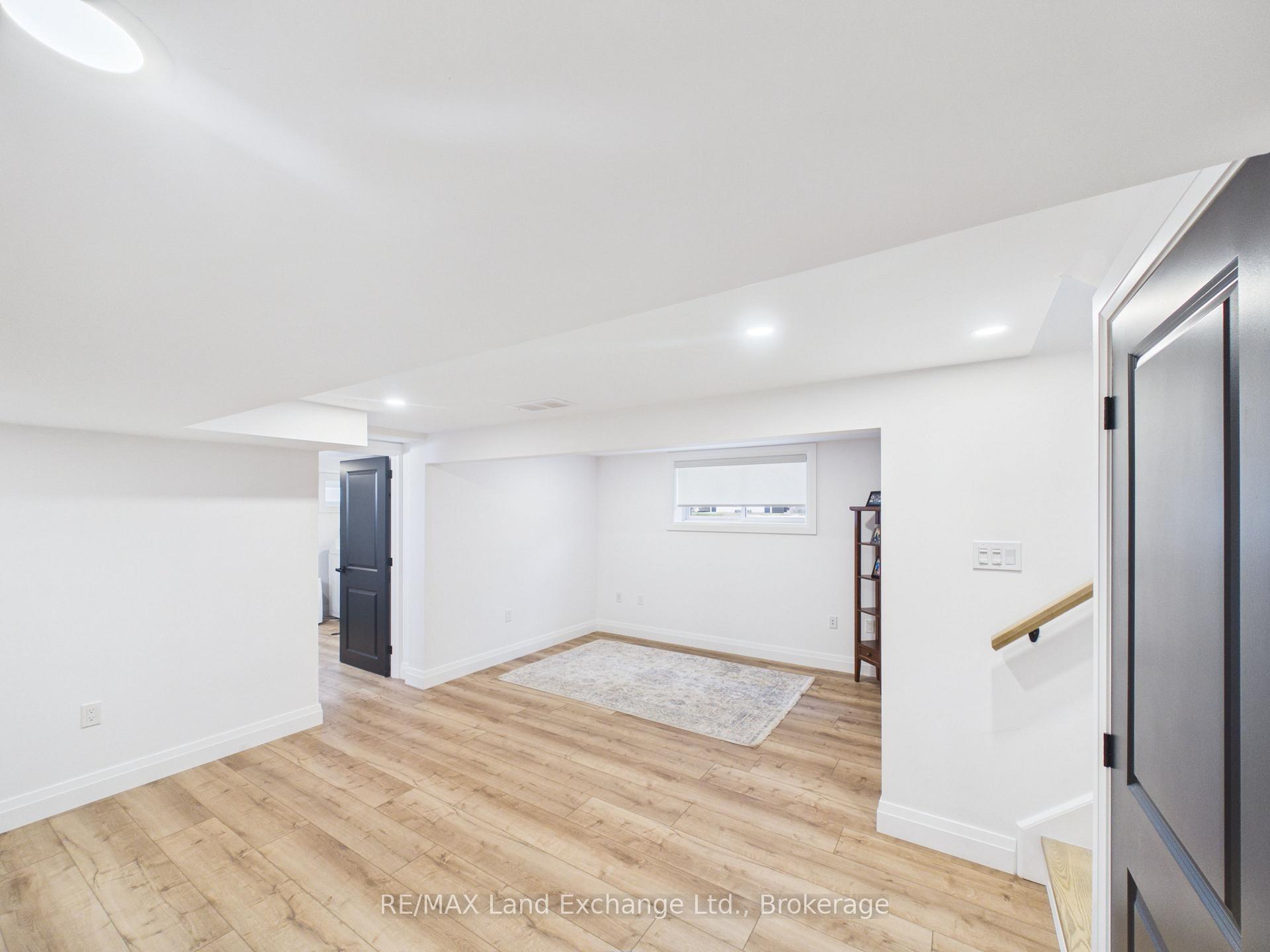 Photo 14 of 2 Park Street, Huron-Kinloss — HOMEH