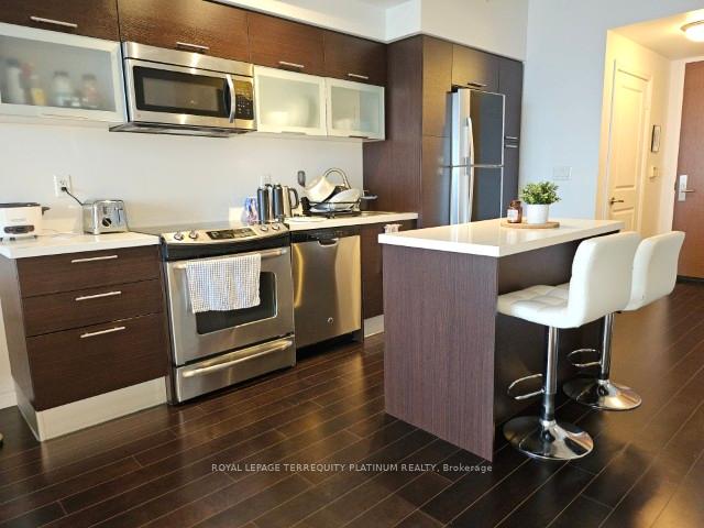 Photo 4 of Unit 4205, 386 Yonge Street, Toronto, Bay Street Corridor — HOMEH