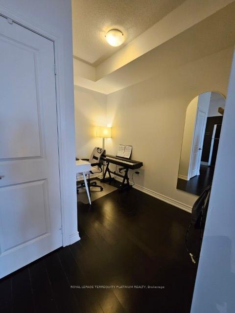 Photo 6 of Unit 4205, 386 Yonge Street, Toronto, Bay Street Corridor — HOMEH