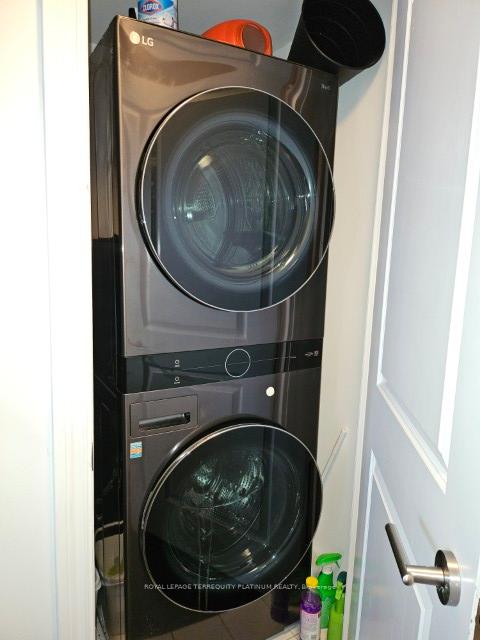Photo 18 of Unit 4205, 386 Yonge Street, Toronto, Bay Street Corridor — HOMEH