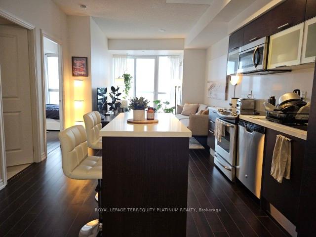 Photo 19 of Unit 4205, 386 Yonge Street, Toronto, Bay Street Corridor — HOMEH