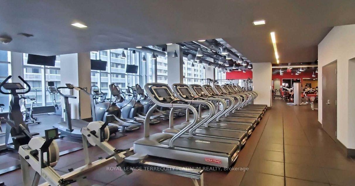 Photo 21 of Unit 4205, 386 Yonge Street, Toronto, Bay Street Corridor — HOMEH
