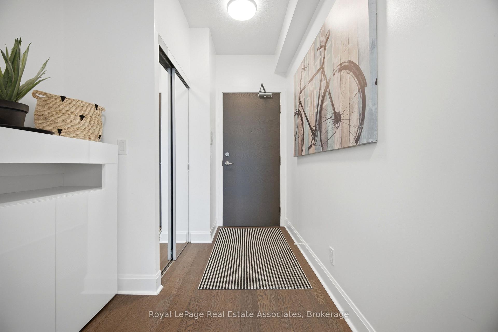 Photo 8 of Unit 2301, 33 Shore Breeze Drive, Etobicoke, Mimico — HOMEH