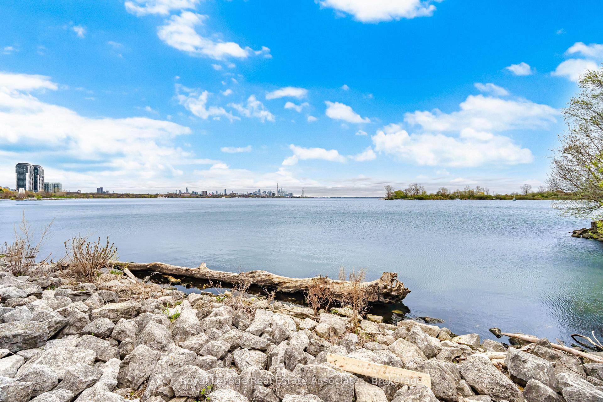 Photo 37 of Unit 2301, 33 Shore Breeze Drive, Etobicoke, Mimico — HOMEH