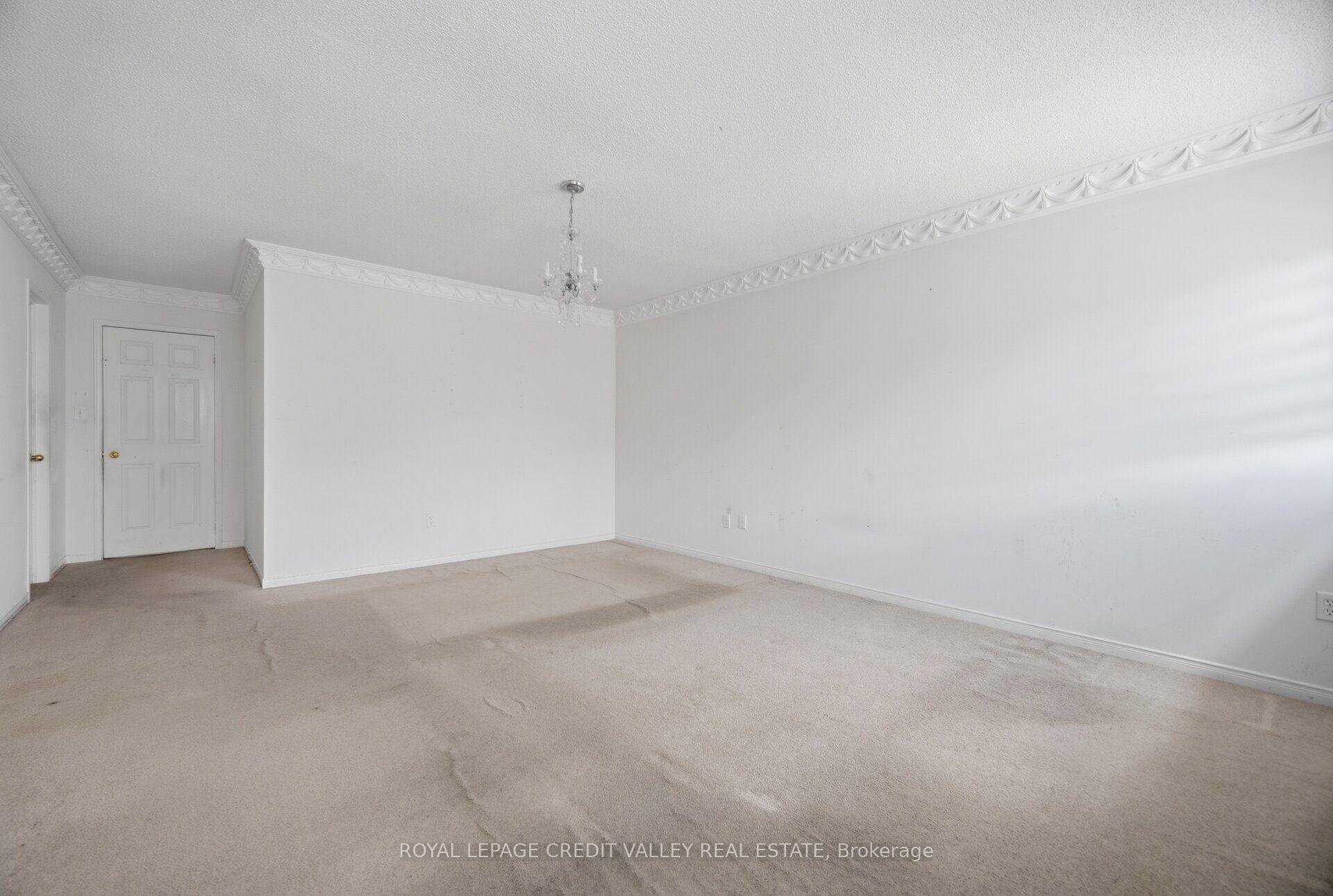 Photo 24 of 31 Capistro Street, Brampton, Fletcher's Meadow — HOMEH