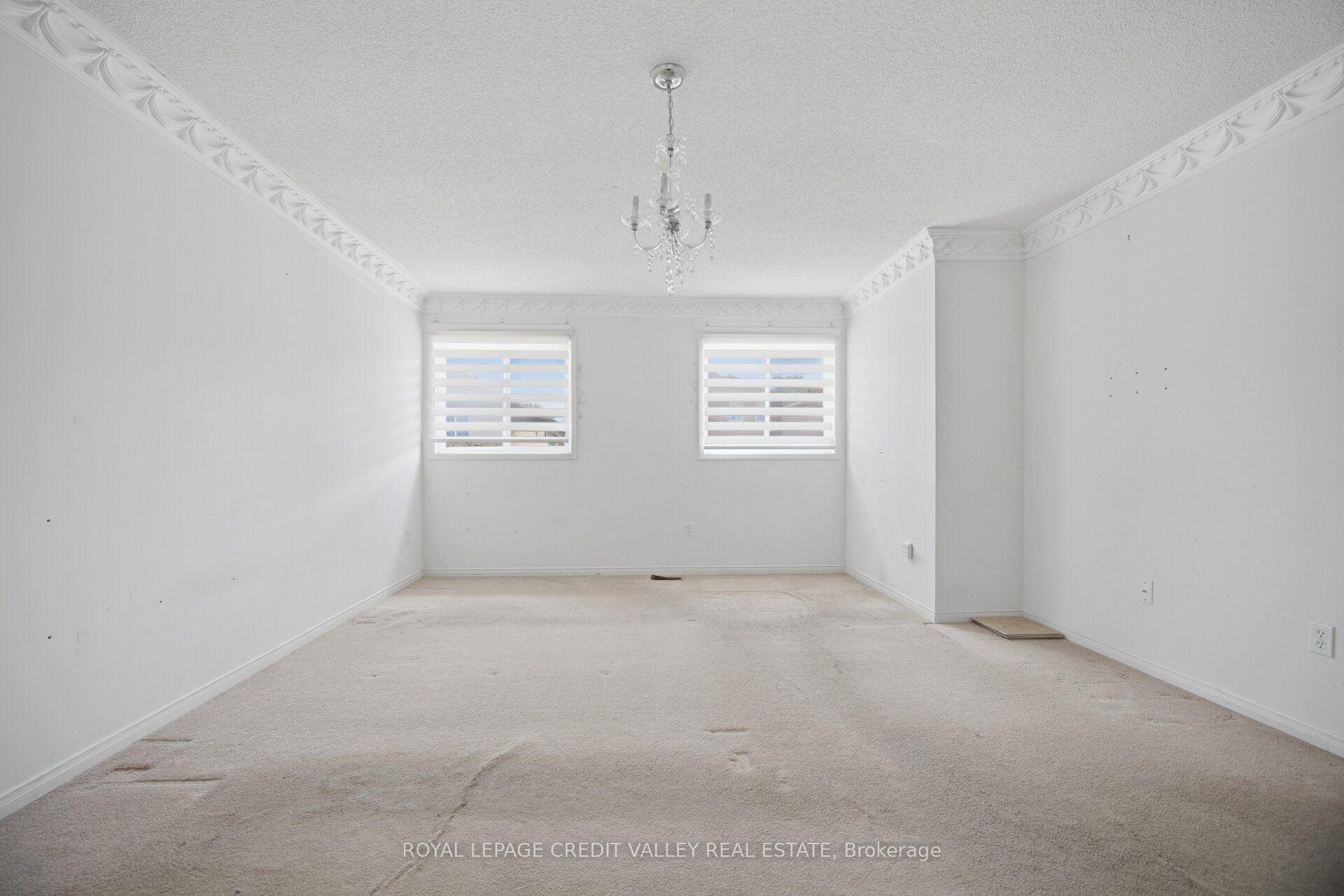 Photo 25 of 31 Capistro Street, Brampton, Fletcher's Meadow — HOMEH