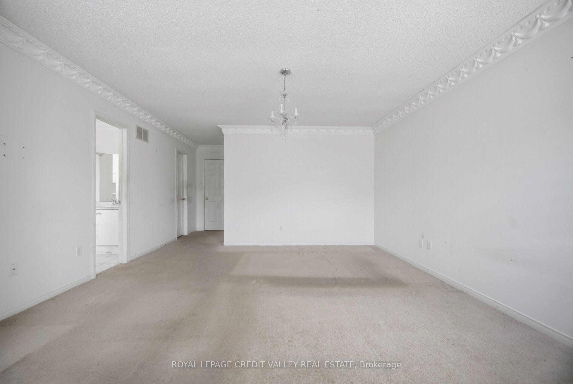 Photo 27 of 31 Capistro Street, Brampton, Fletcher's Meadow — HOMEH