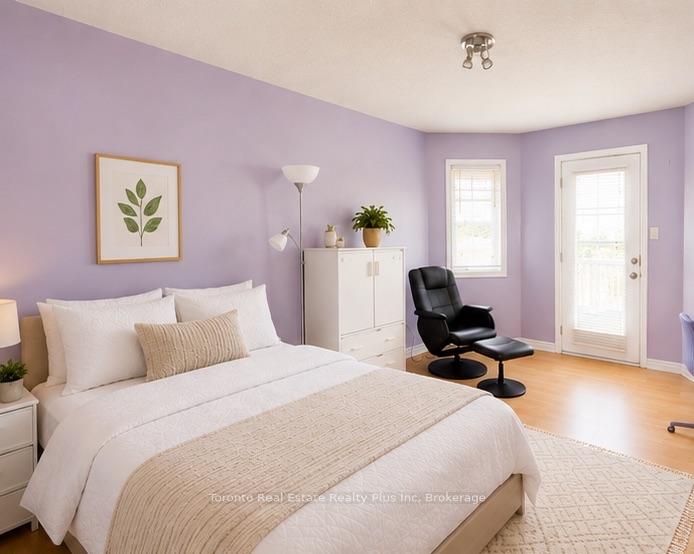 Photo 10 of 7 Braehead Drive, Richmond Hill, Jefferson — HOMEH